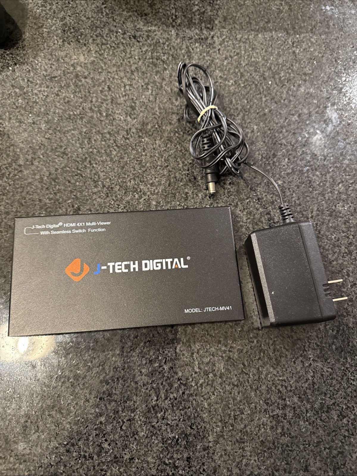 J-Tech JTECH-MV41 Digital HDMI 4x1 Multi-viewer Seamless Switch Function Mint
