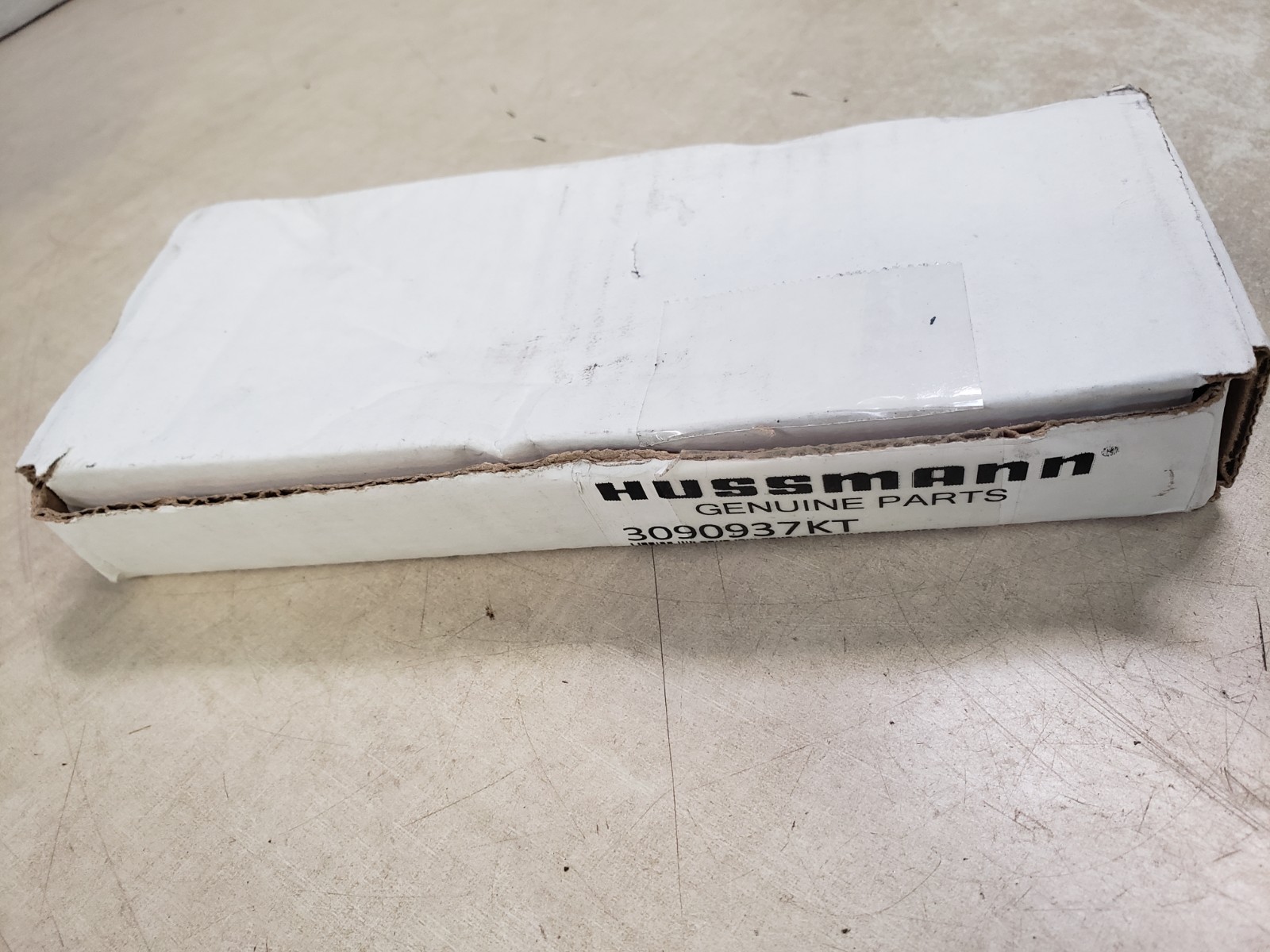 Hussmann 3090937KT Door Hold Open Retainer Kit Black