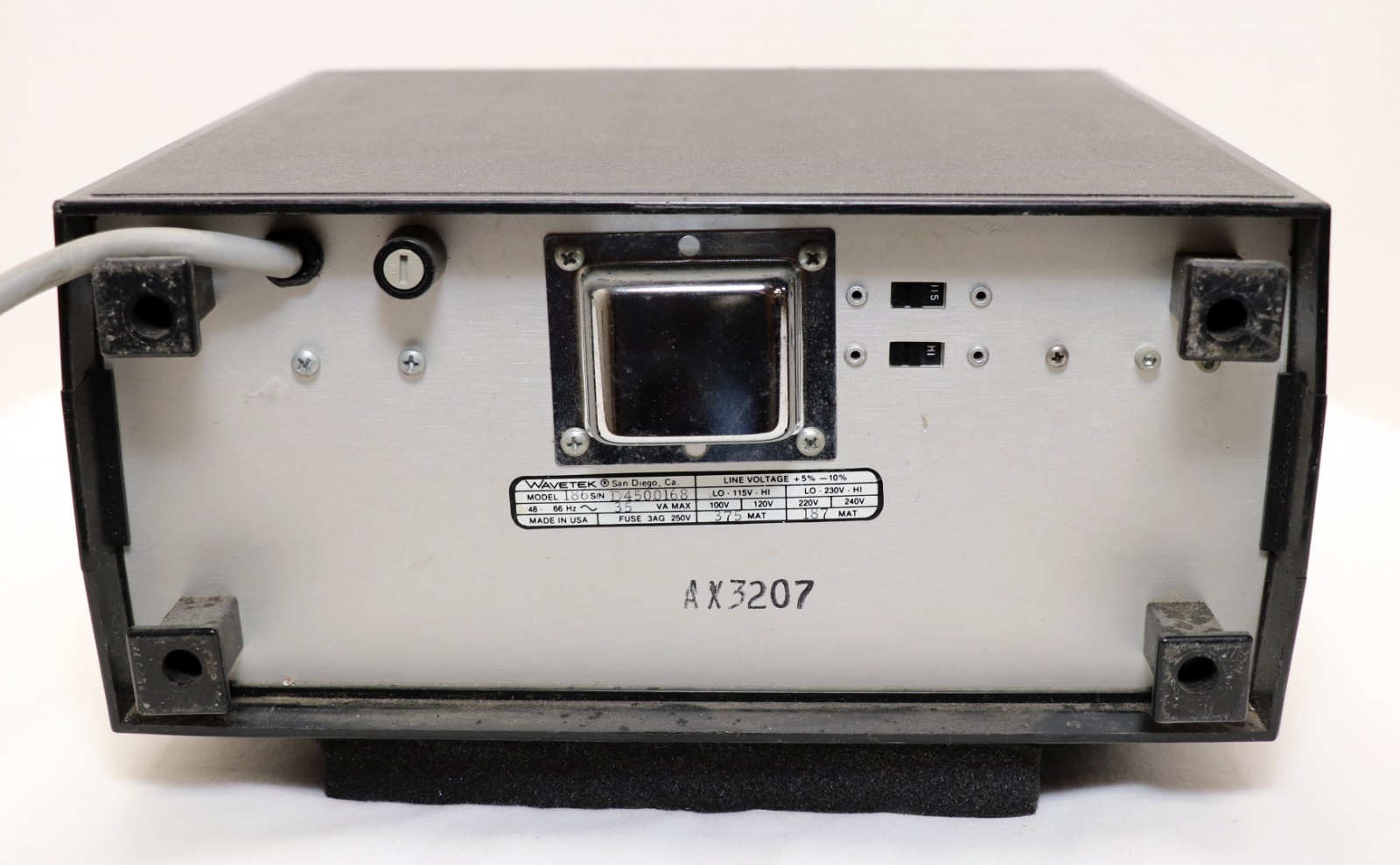 Vintage WAVETEK 5 MHz Phaselock Generator Model 186 Analog Function -G53