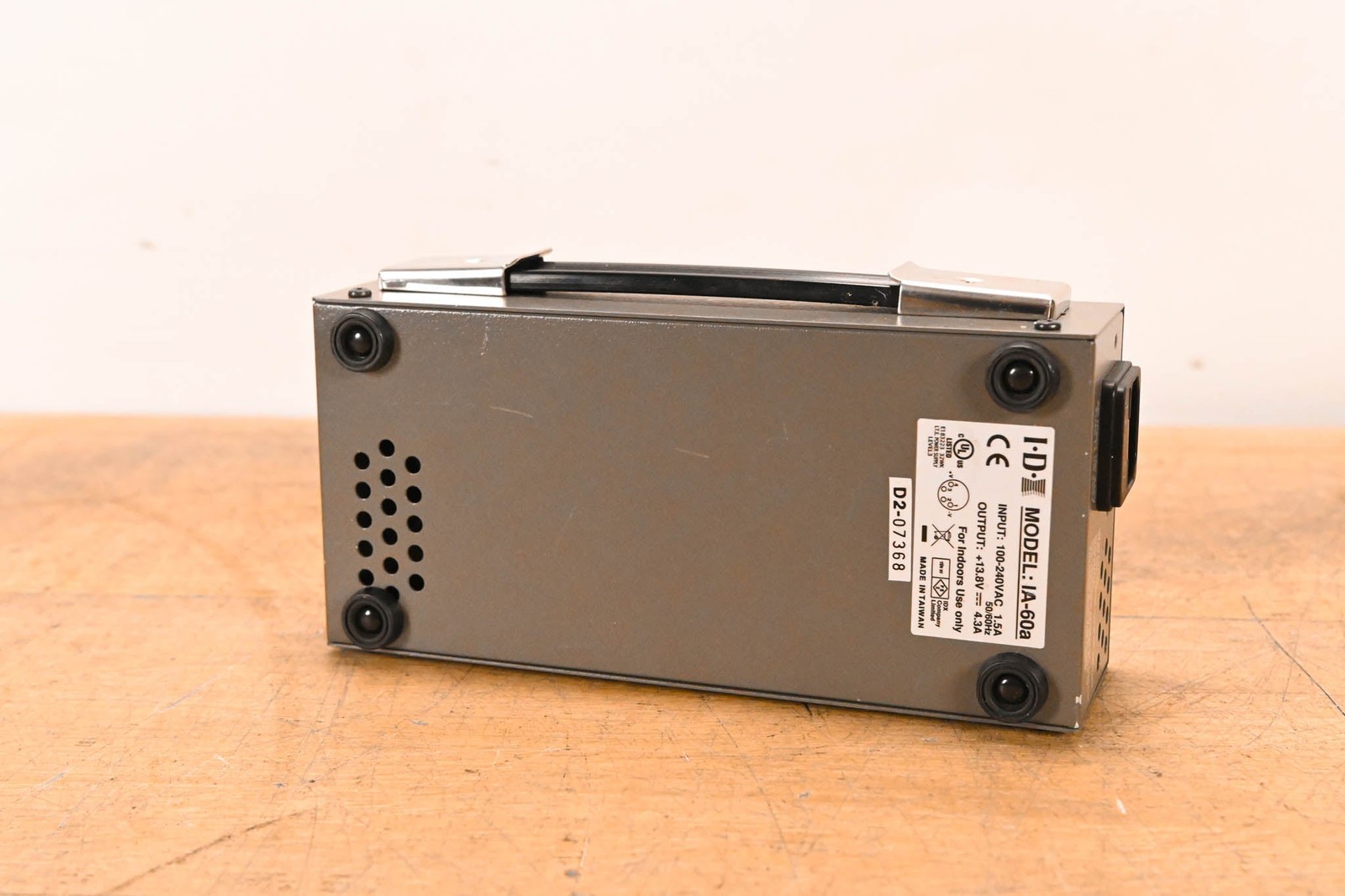 IDX System Technology IA-60a Single-Channel DC Power Supply CG01QD1