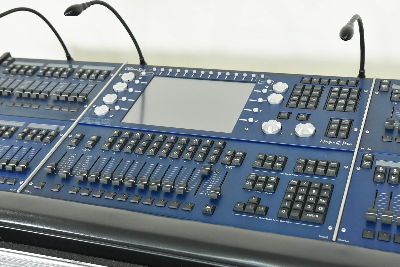 ChamSys MagicQ MQ300 Pro Lighting Control Console with Case CG00503