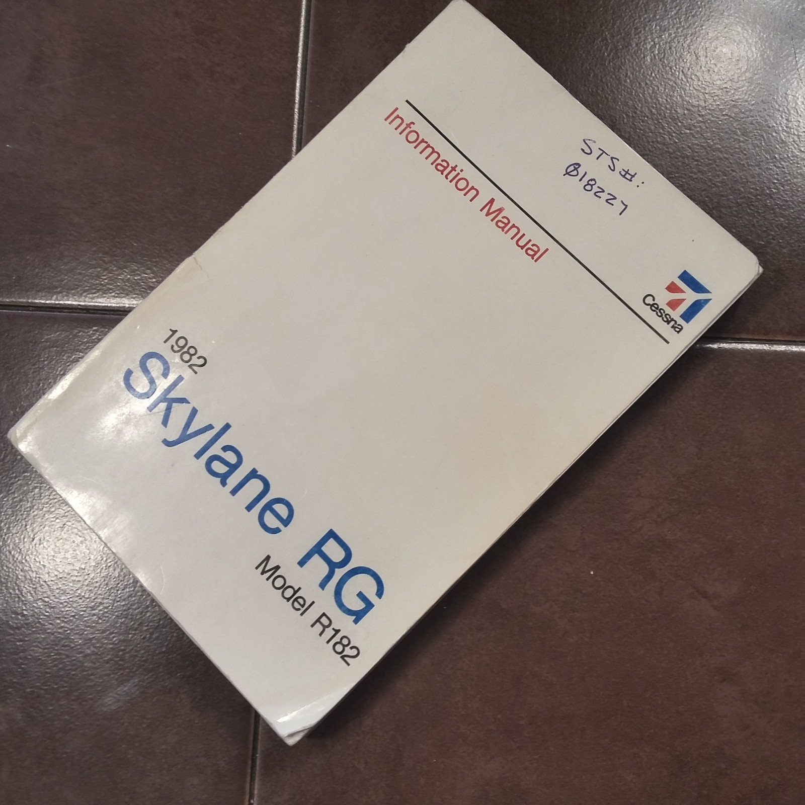 1982 Cessna R182 Skylane RG Pilot's Information Manual