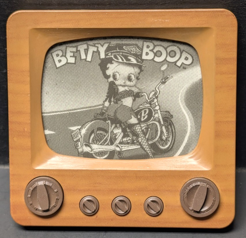 Betty Boop Riding Motorcycle Rare TV Night Light 2005 Salamander Graphix Inc