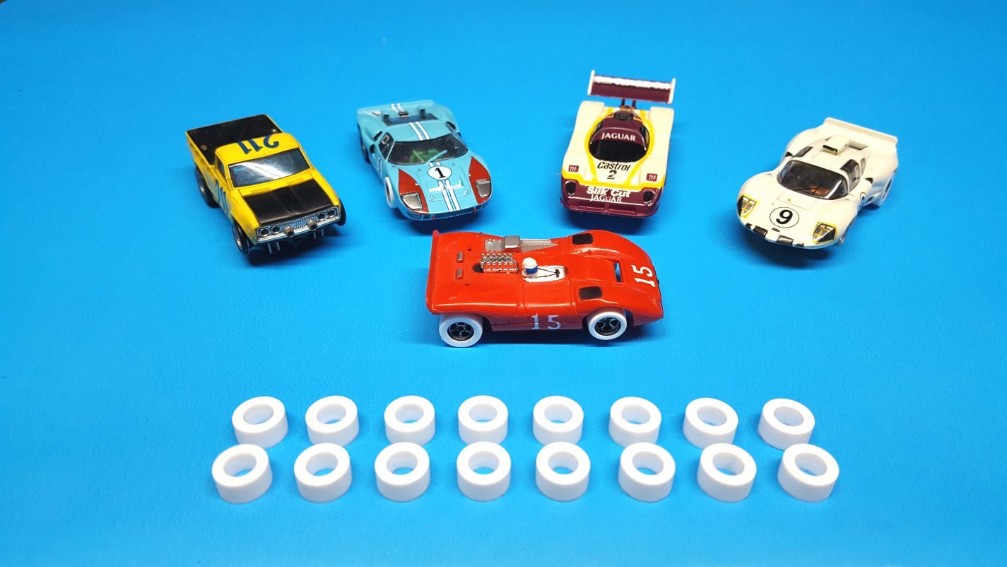 16 .460 Aurora  AFX Auto World Magnatraction Silicone Ho Slot Car Tires WHT C1