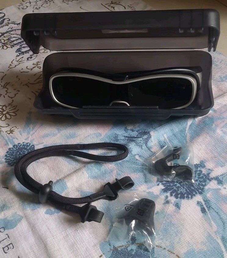 Panasonic TY-EW3D10 3D Full HD Glasses with Case, Lanyard and Two Nose Bridge