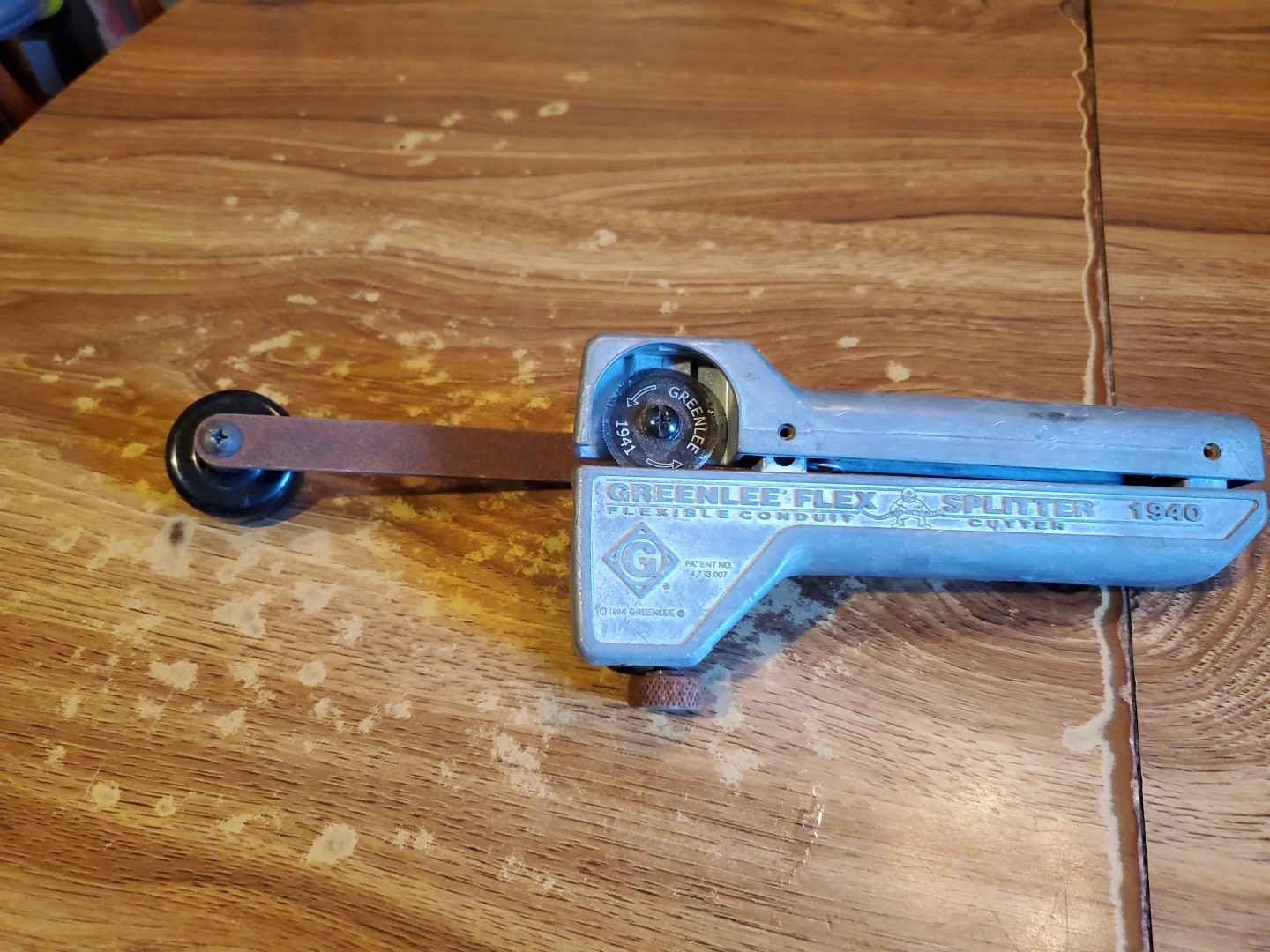 Greenlee Flex Splitter 1940 Flexible Conduit Cutter