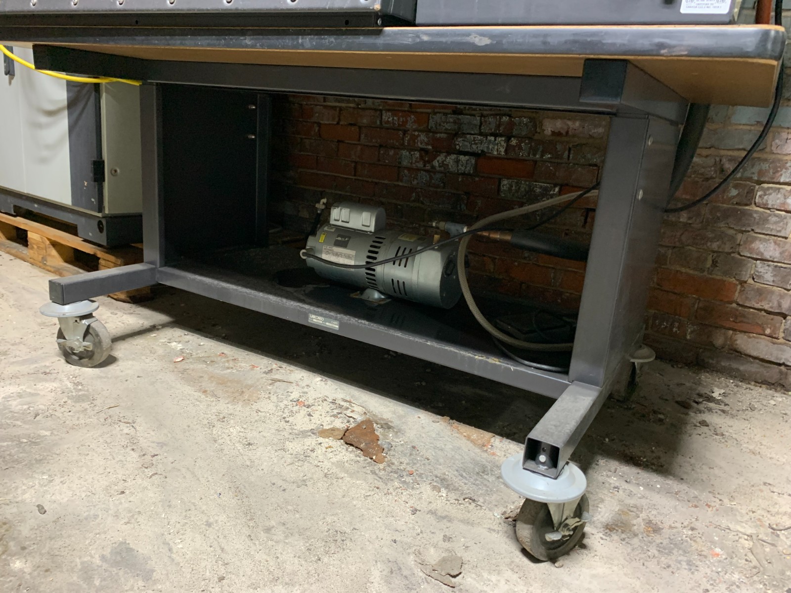 Labconco Controlled Atmosphere Glove Box Model 5080100