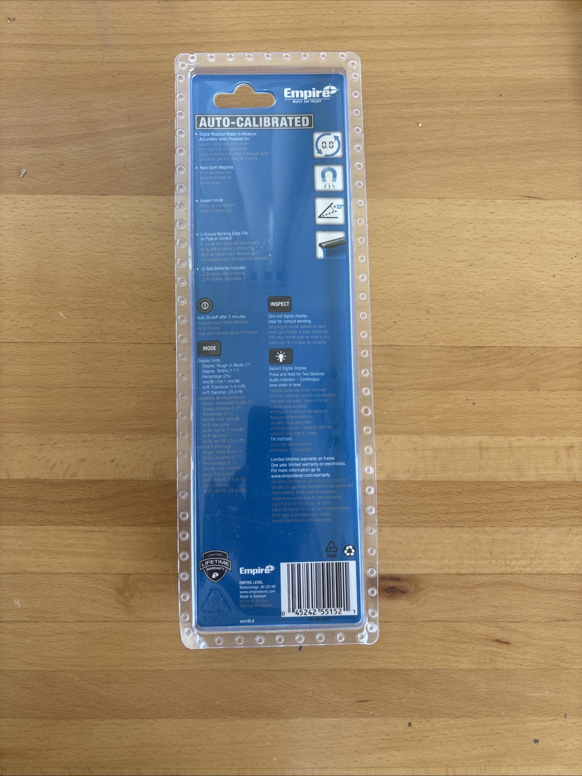 Empire EM105.9 9" Magnetic Digital Torpedo Level