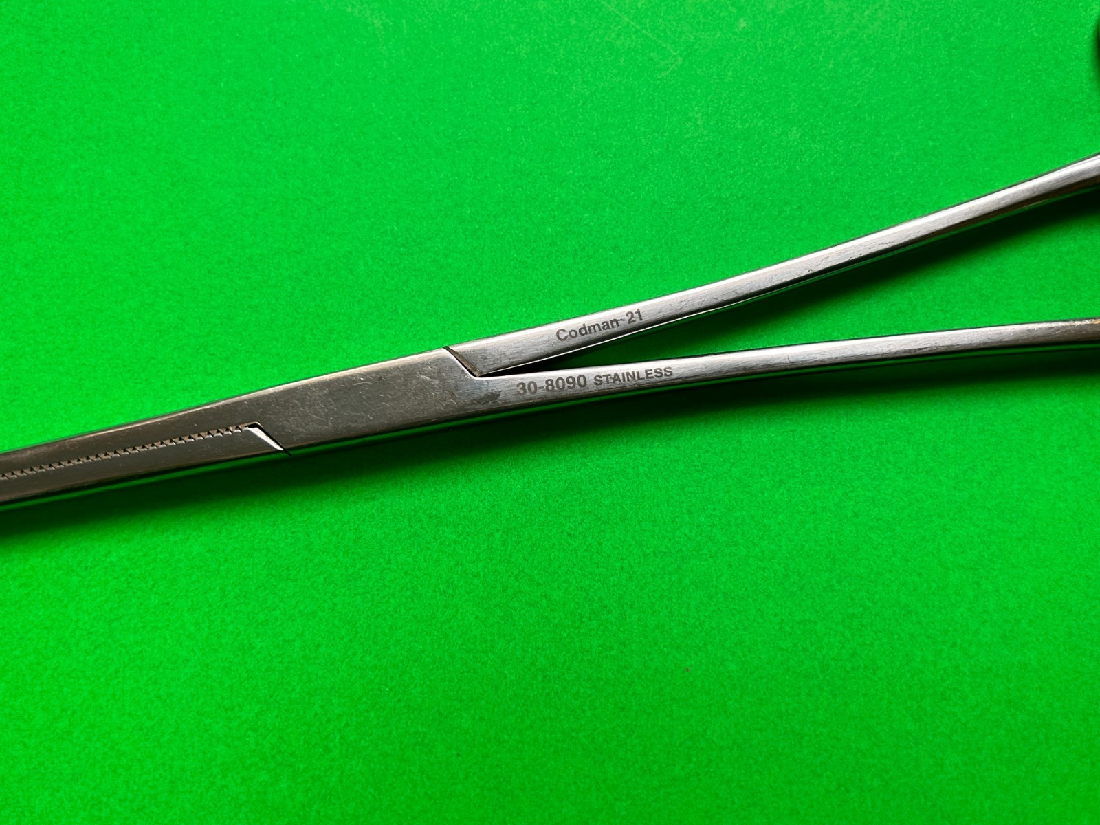 Codman 30-8090 Rochester-Ochsner Forceps 10½"