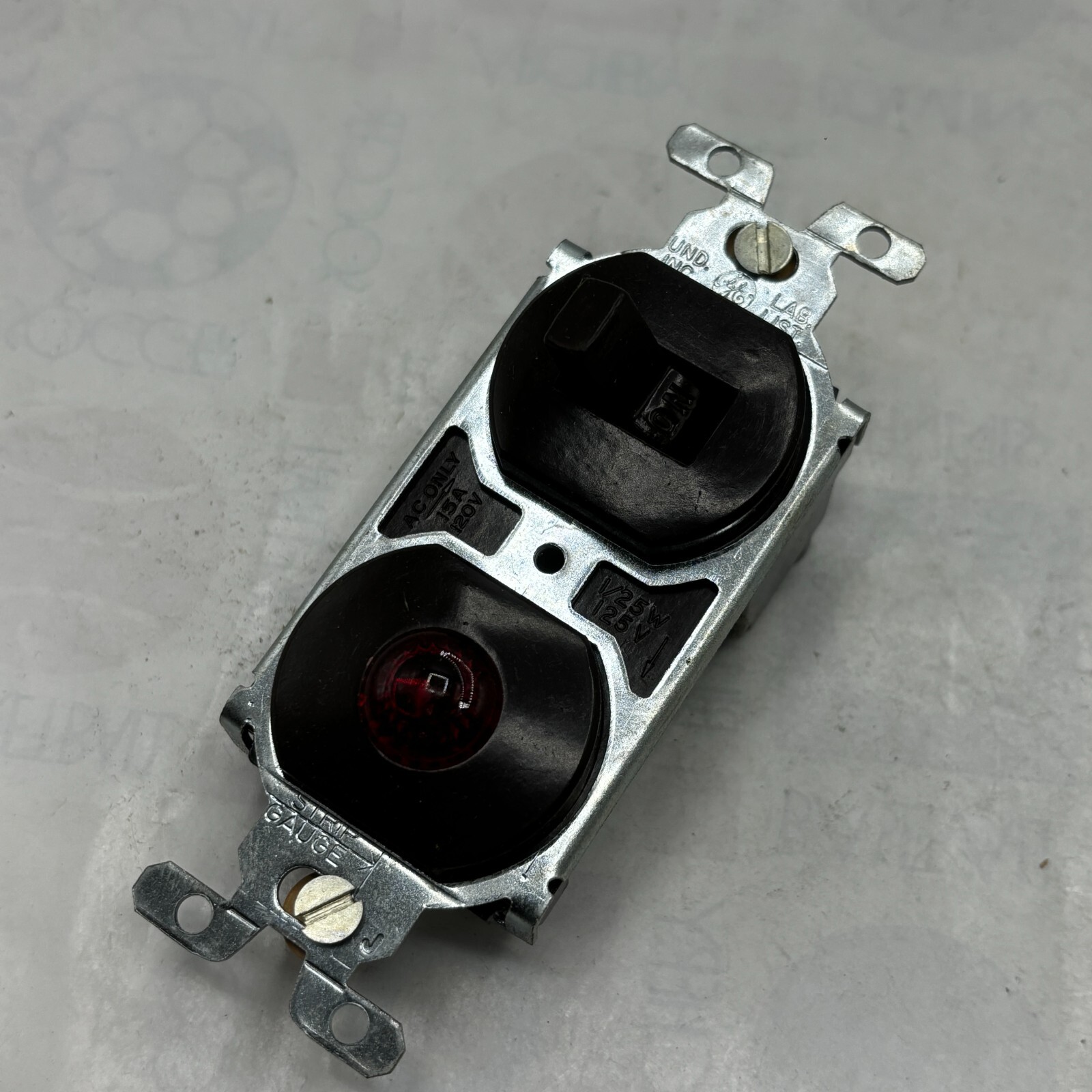 6405 BRYANT Combination Device Single Pole Switch ⭐