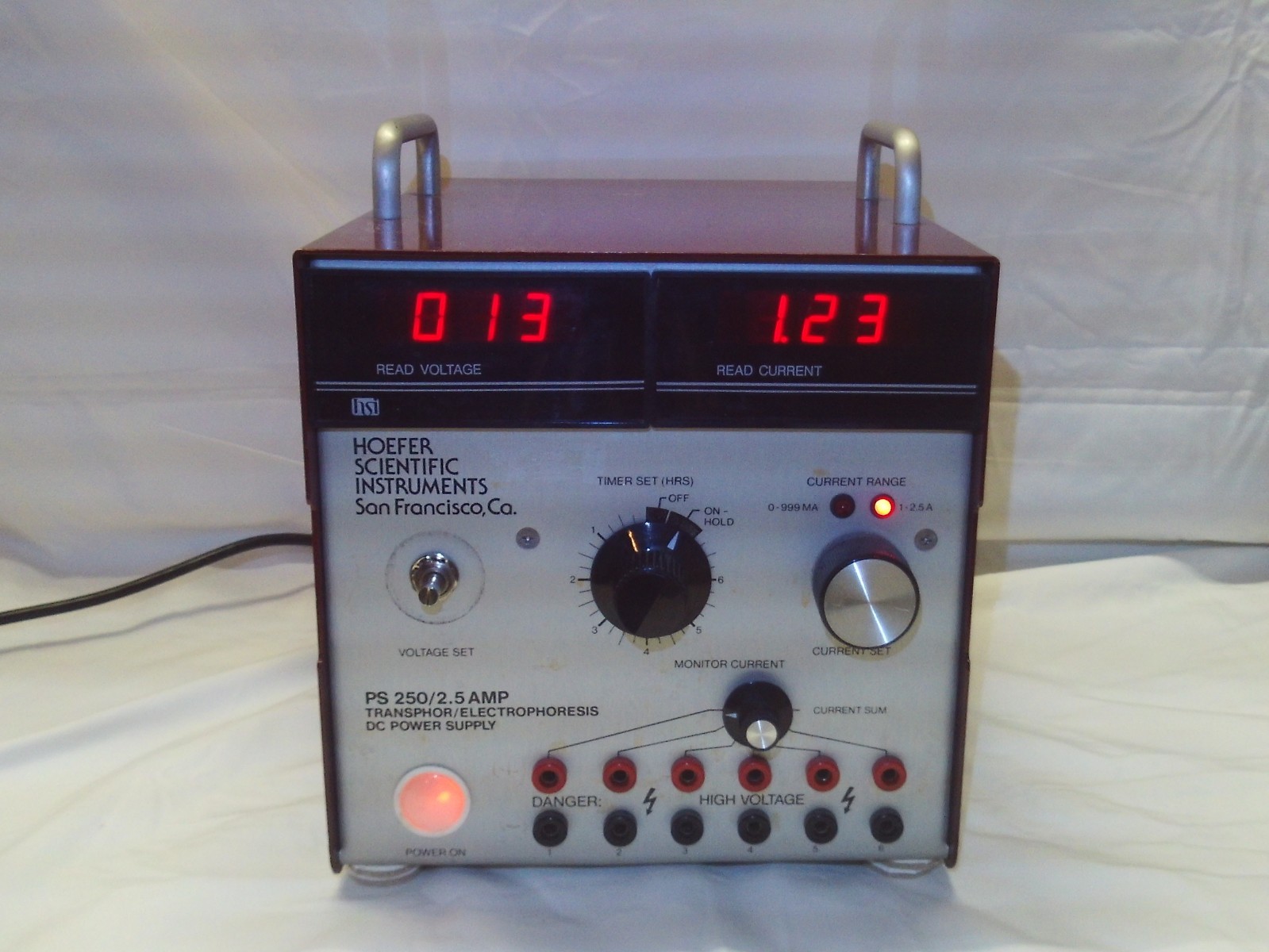 Hoefer Scientific PS 250/2.5 AMP Transphor/Electrophoresis DC Power Supply