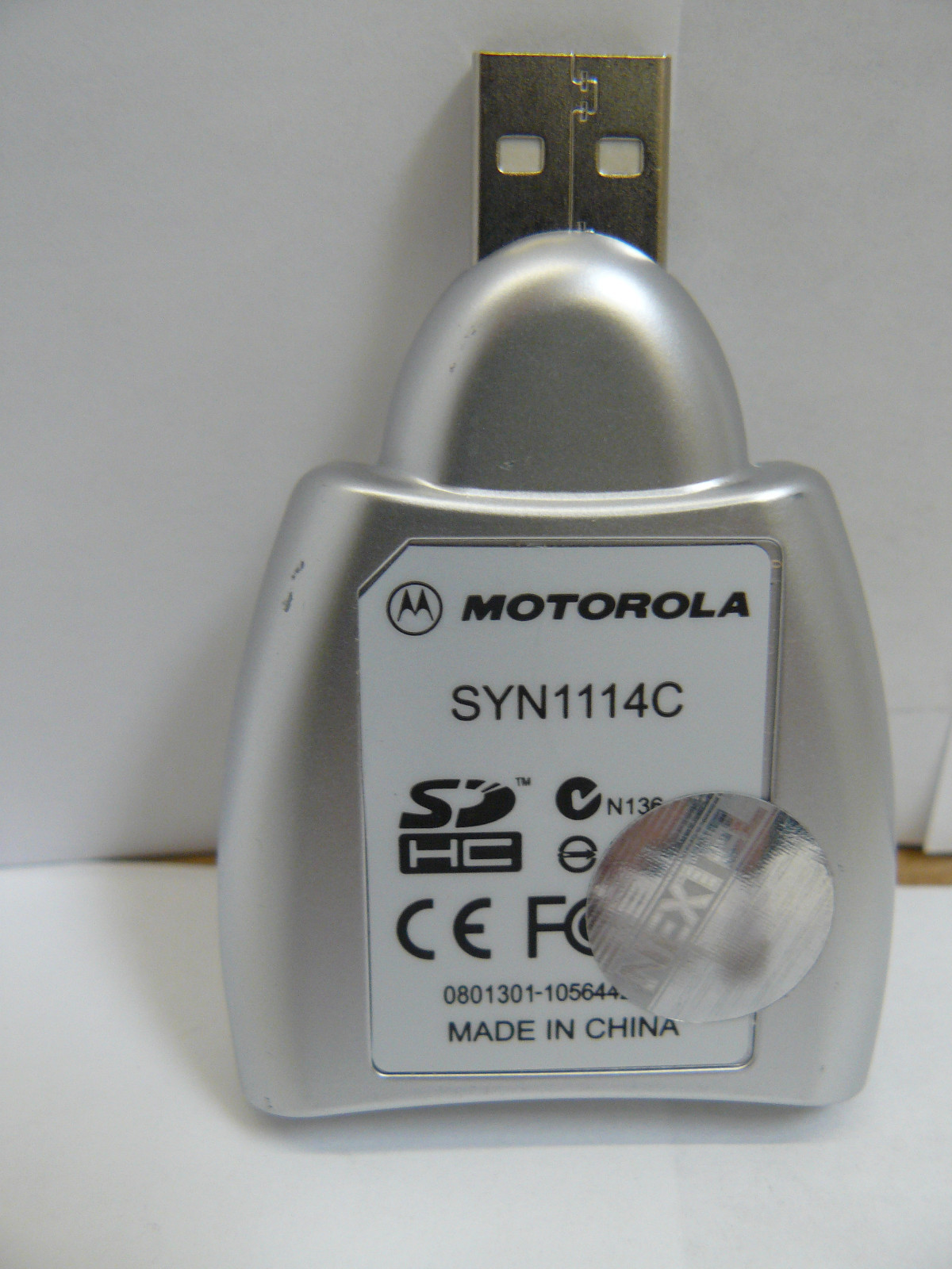 USB SD Card Reader Supports up to 2GB Memory Card