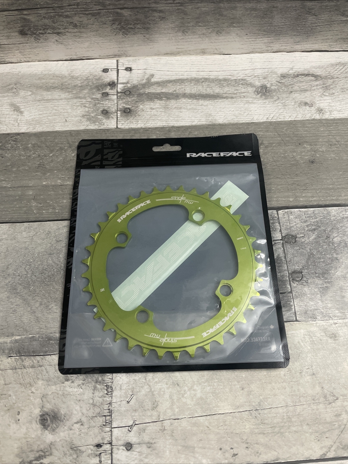 Race Face Chainring Narrow/Wide Single Green 104x38T  10-12S New