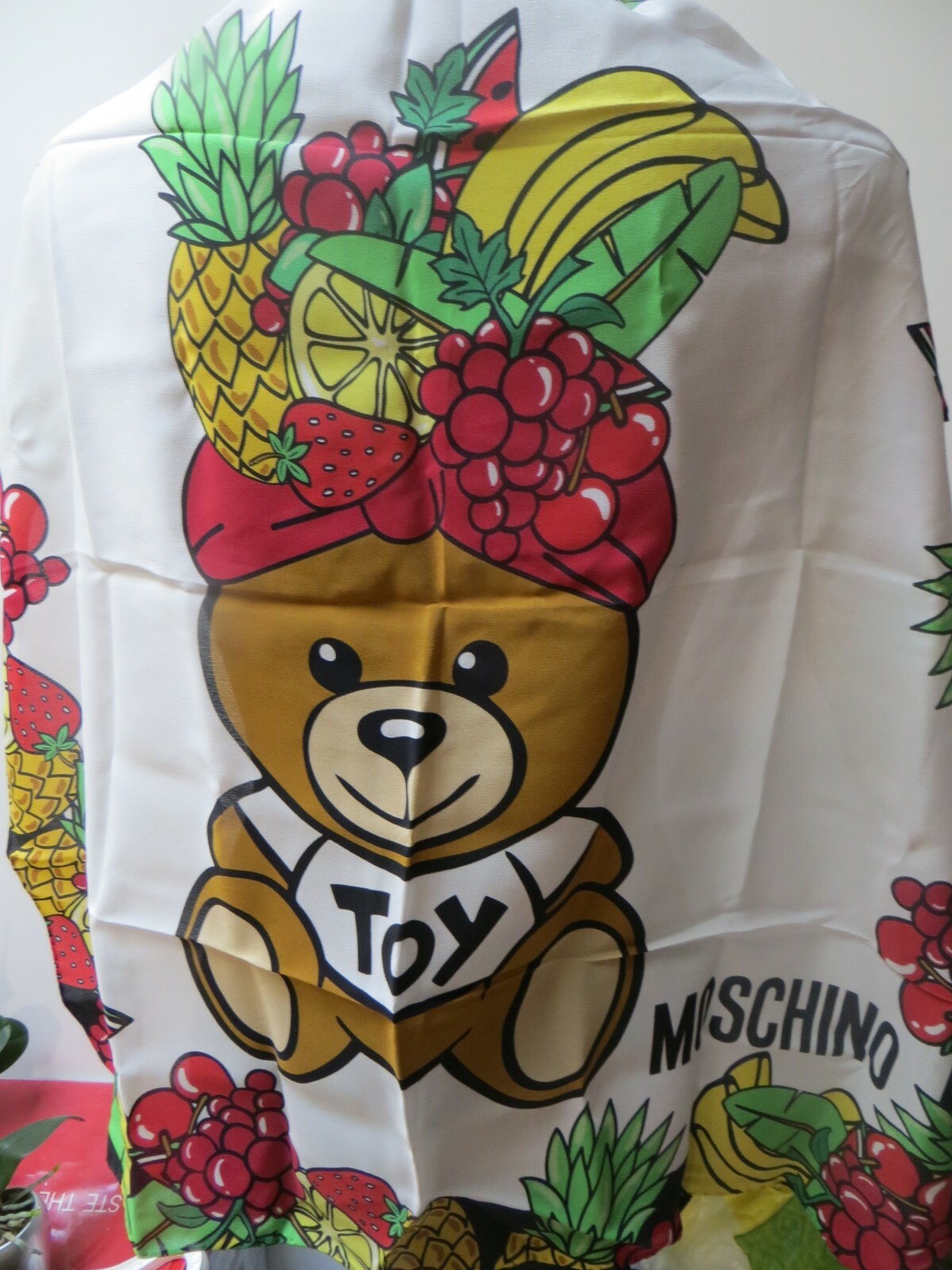 NWT MOSCHINO 100% SILK SCARF  MADE IN ITALY