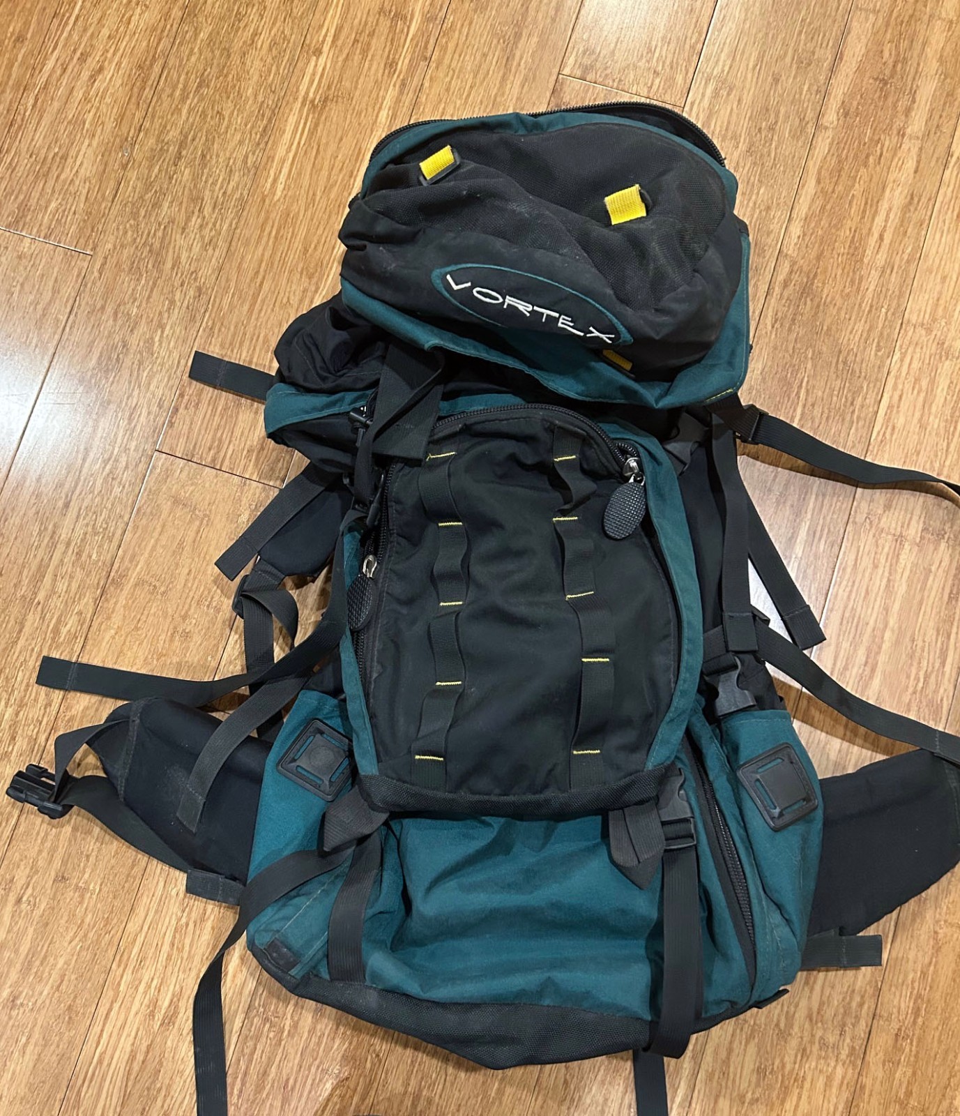 Vintage Vortex Backpack backpacking camping sturdy comfortable great condition