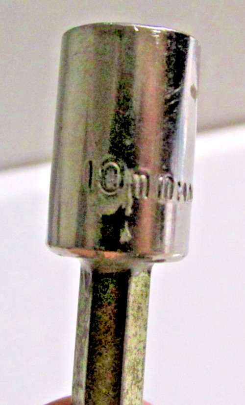 T 173 - Unbranded 10mm Hex Bit Socket Driver, 6 point, Malaysia
