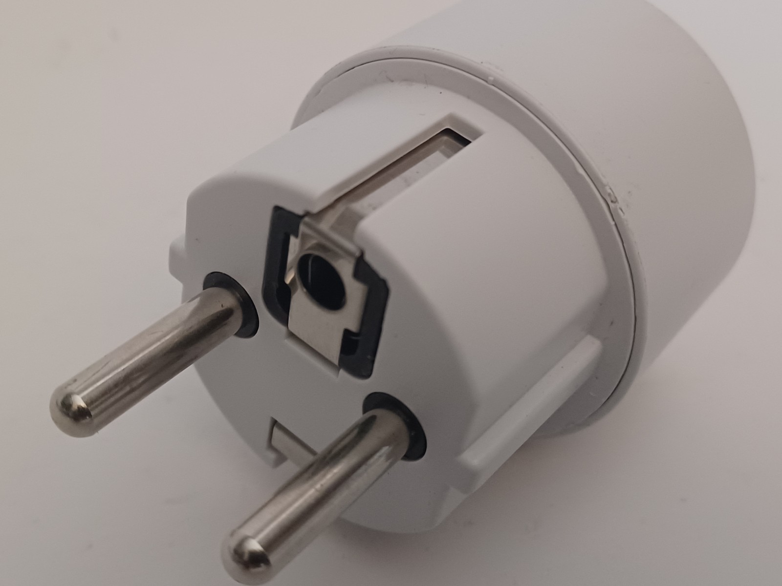 Smart Plug With Power Consumption