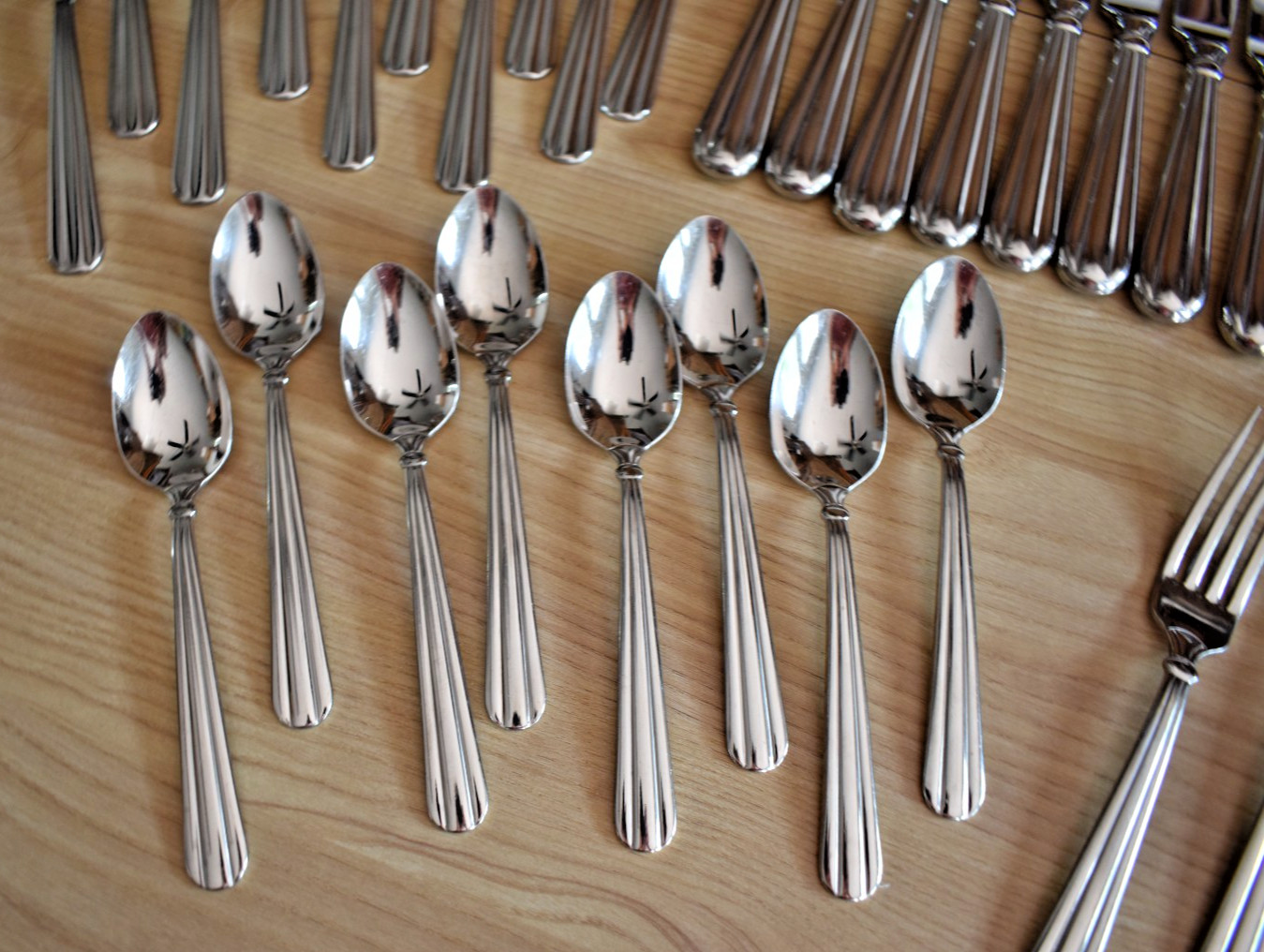 Oneida Unity Pattern USA Heavy Stainless Flatware 47 Pc Service for 8 + Extras