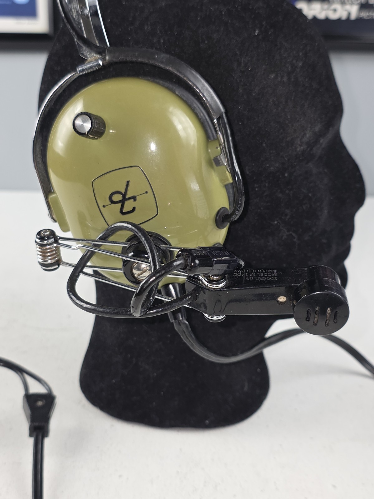 Vintage DAVID CLARK Model H10-30 Pilot's Aviation Headset with Mic UNTESTED