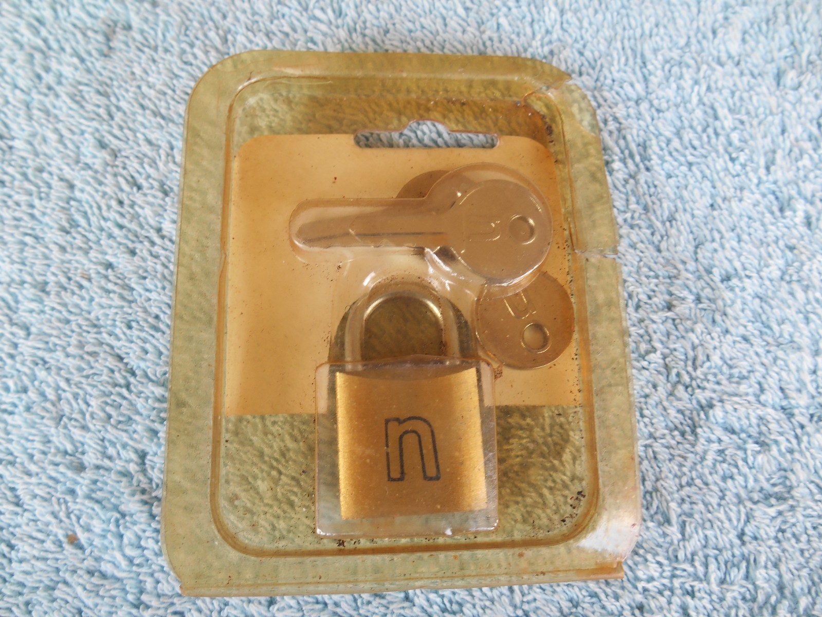 NEW! Vintage NUWAY SOLID BRASS MINI PADLOCK #1220C WITH 3 KEYS.