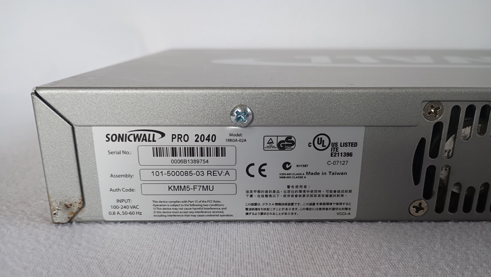 SonicWall PRO 2040 VPN 1RK0A-02A Firewall Network Security