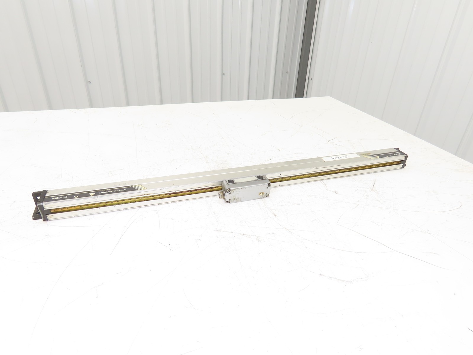 Mitutoyo AT102-600 Absolute Linear Digital Scale Encoder 600mm Travel