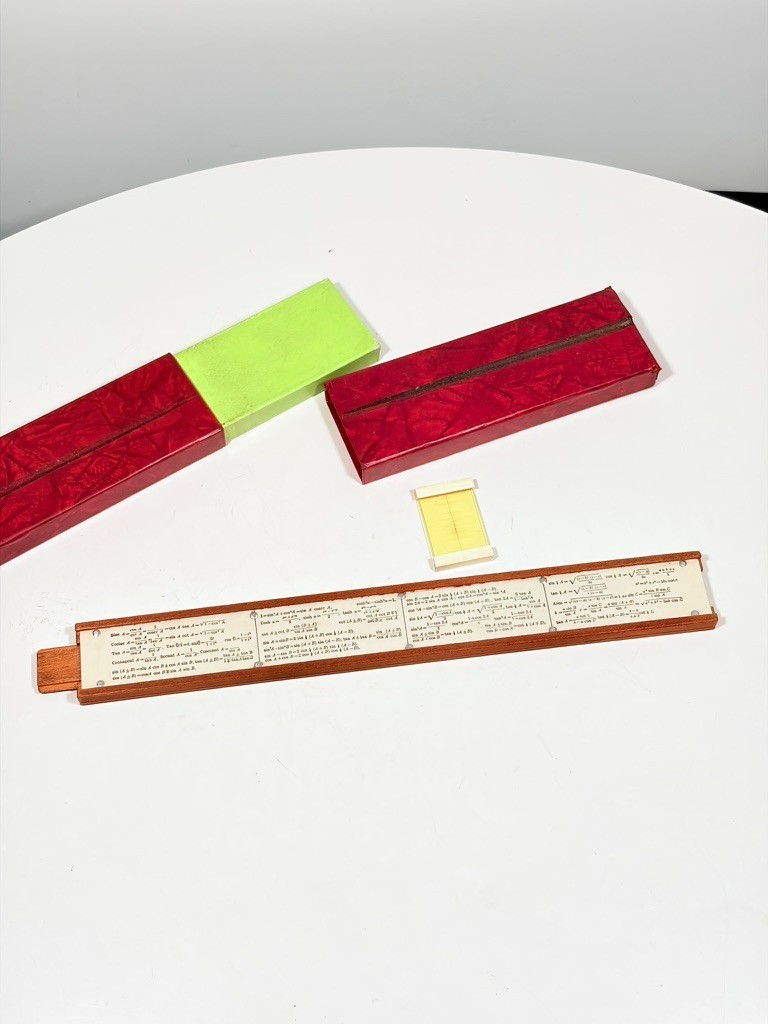 Vintage UNIQUE Universal No II Slide Rule Precision Mathematical Calculator Tool