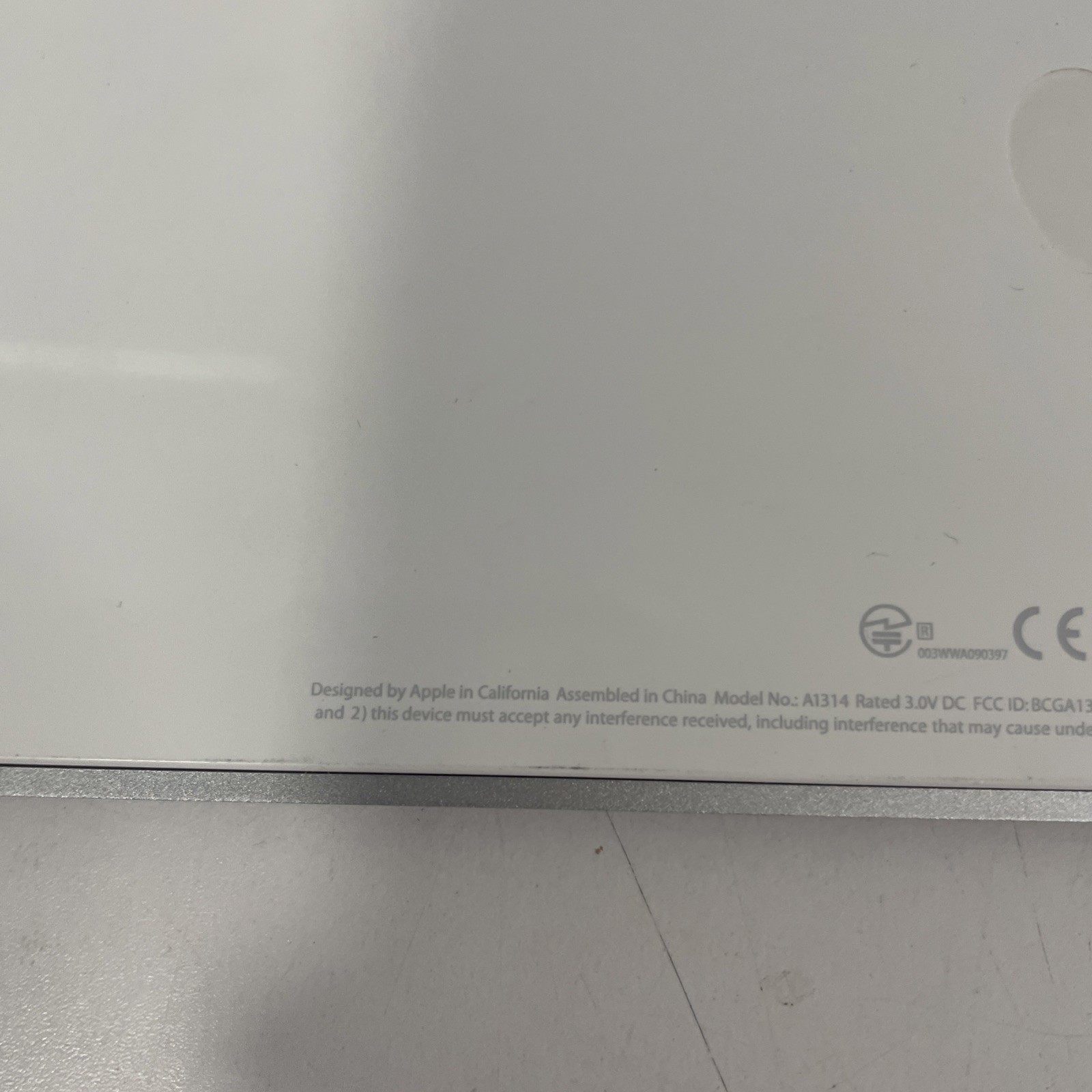 Apple Wireless Keyboard A1314 w/ Launchpad Button – Tested