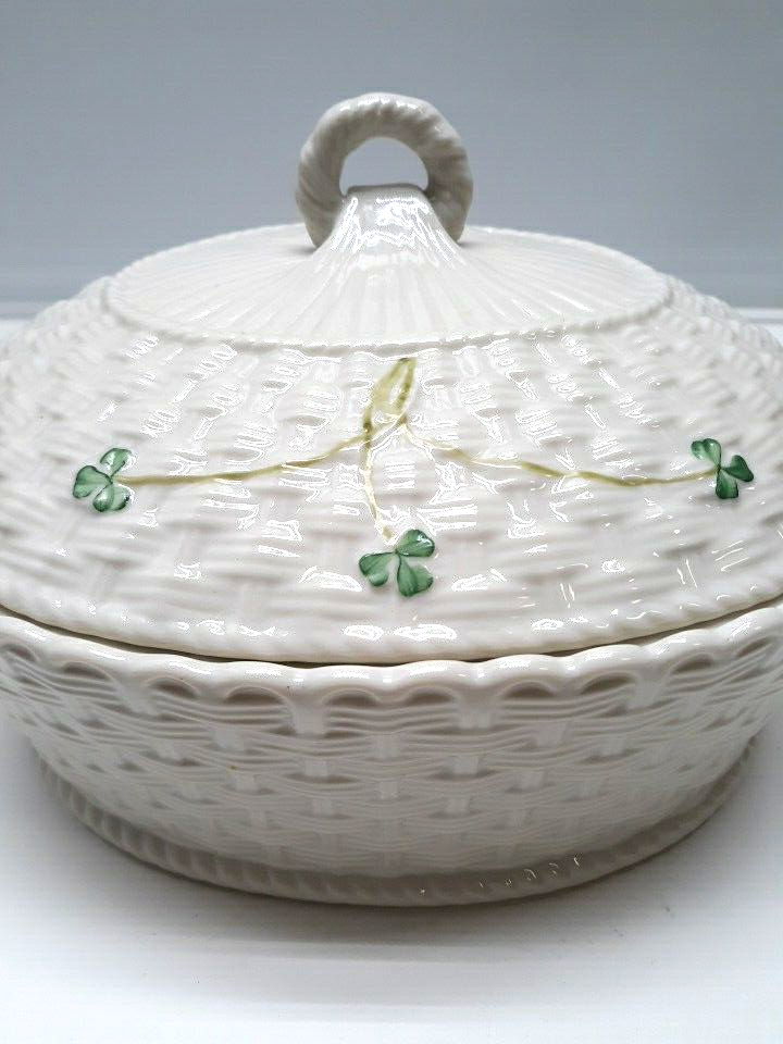 Belleek Shamrock Oval Covered Dish, Porcelain