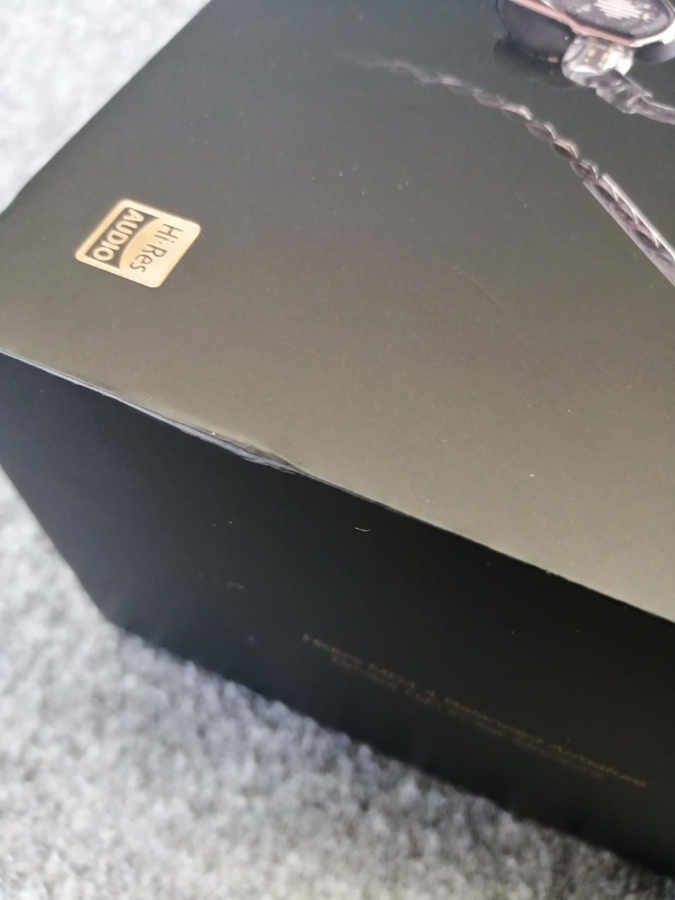HIDIZS Earbuds Md4 Used