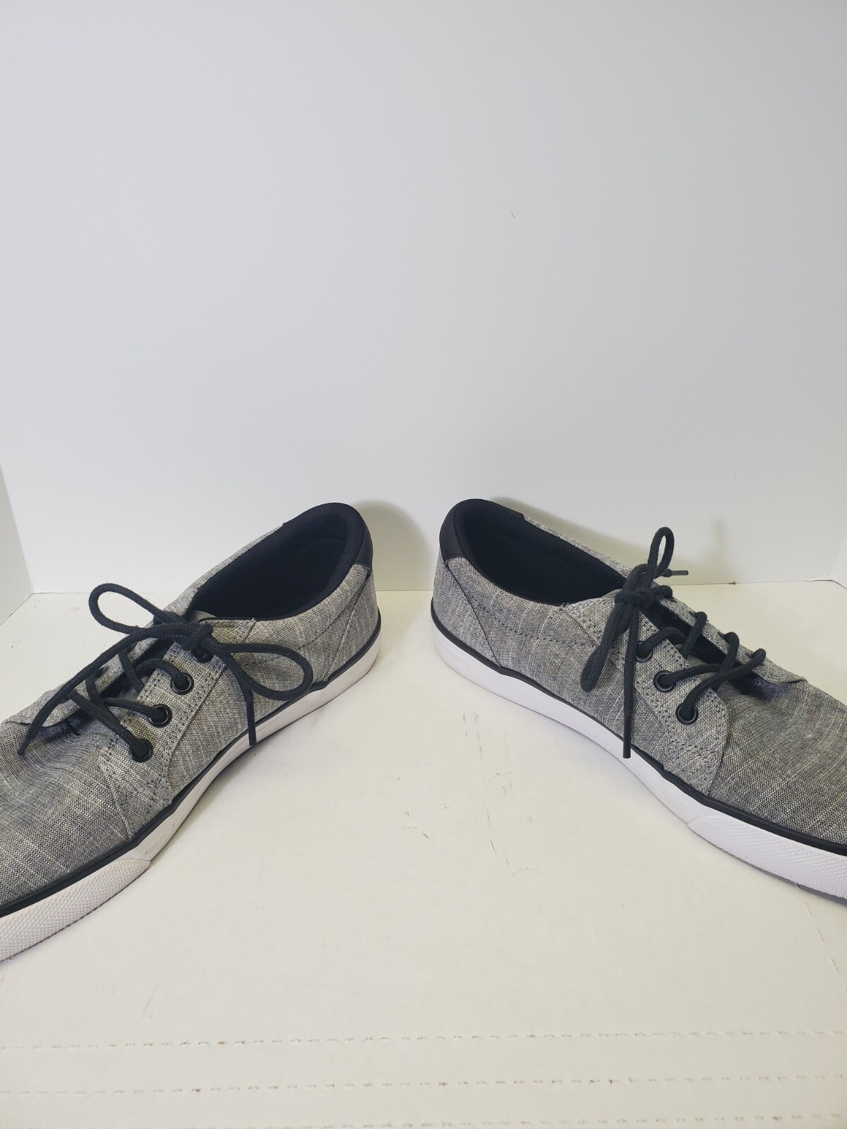 DC Trase TX SE Skate Shoe black gray ADYS300087 Men's Size 9 Great Condition