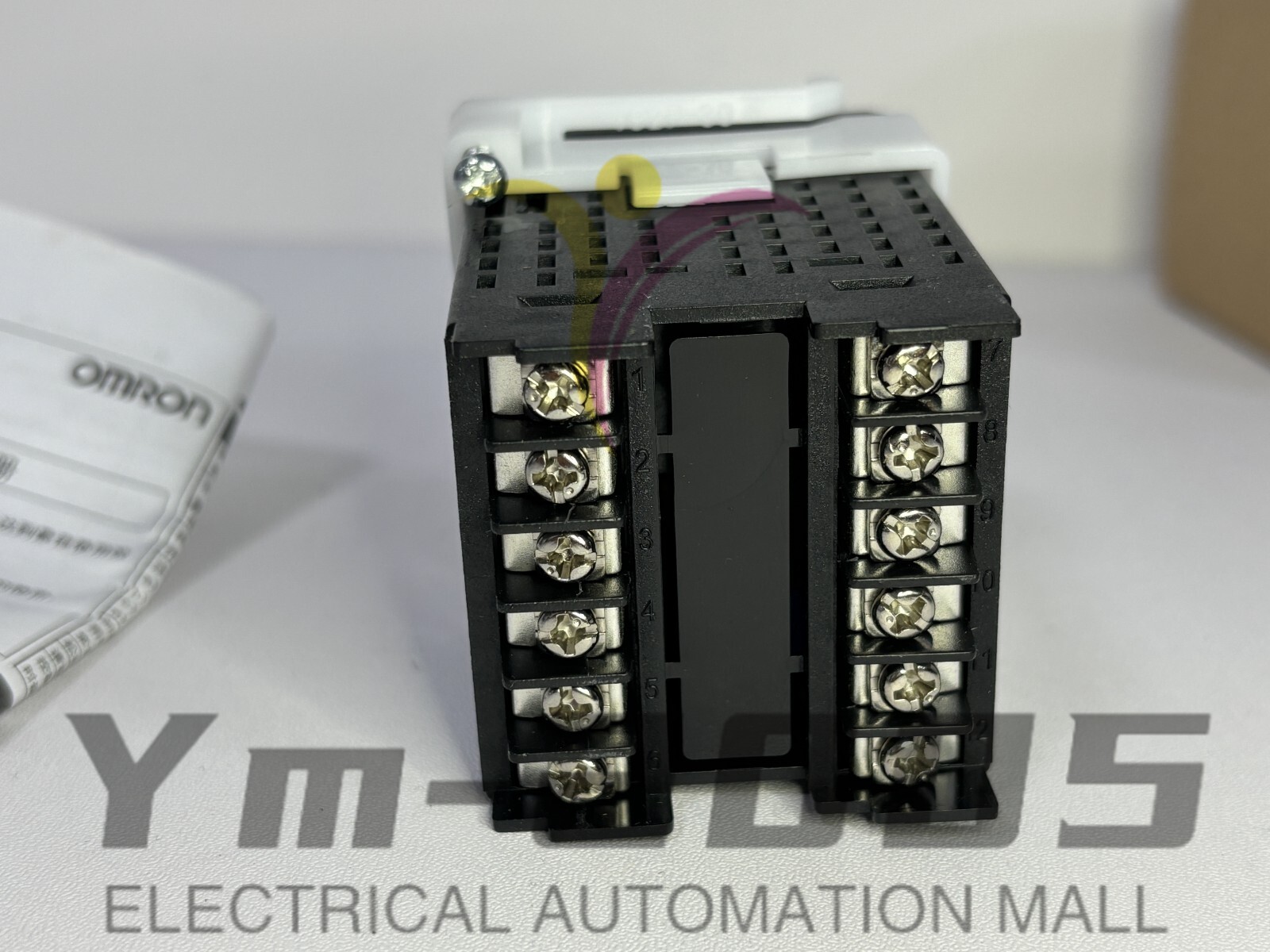Omron-E5CC-RX2ASM-800 100-240 VAC Temperature Controller Fast delivery 1PC NEW
