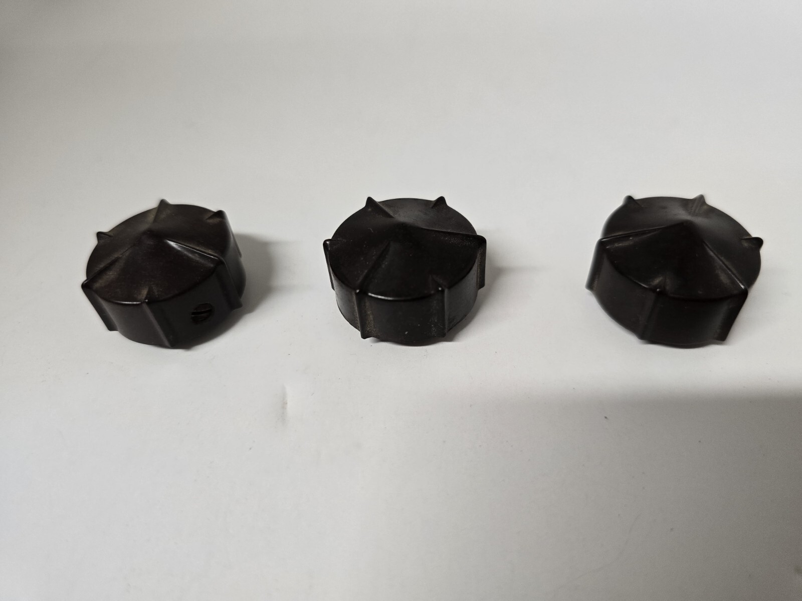 Radio Knob Brown Pointer 6 Sides 1" x 5/8" Shaft 6mm Vintage Pointed Top