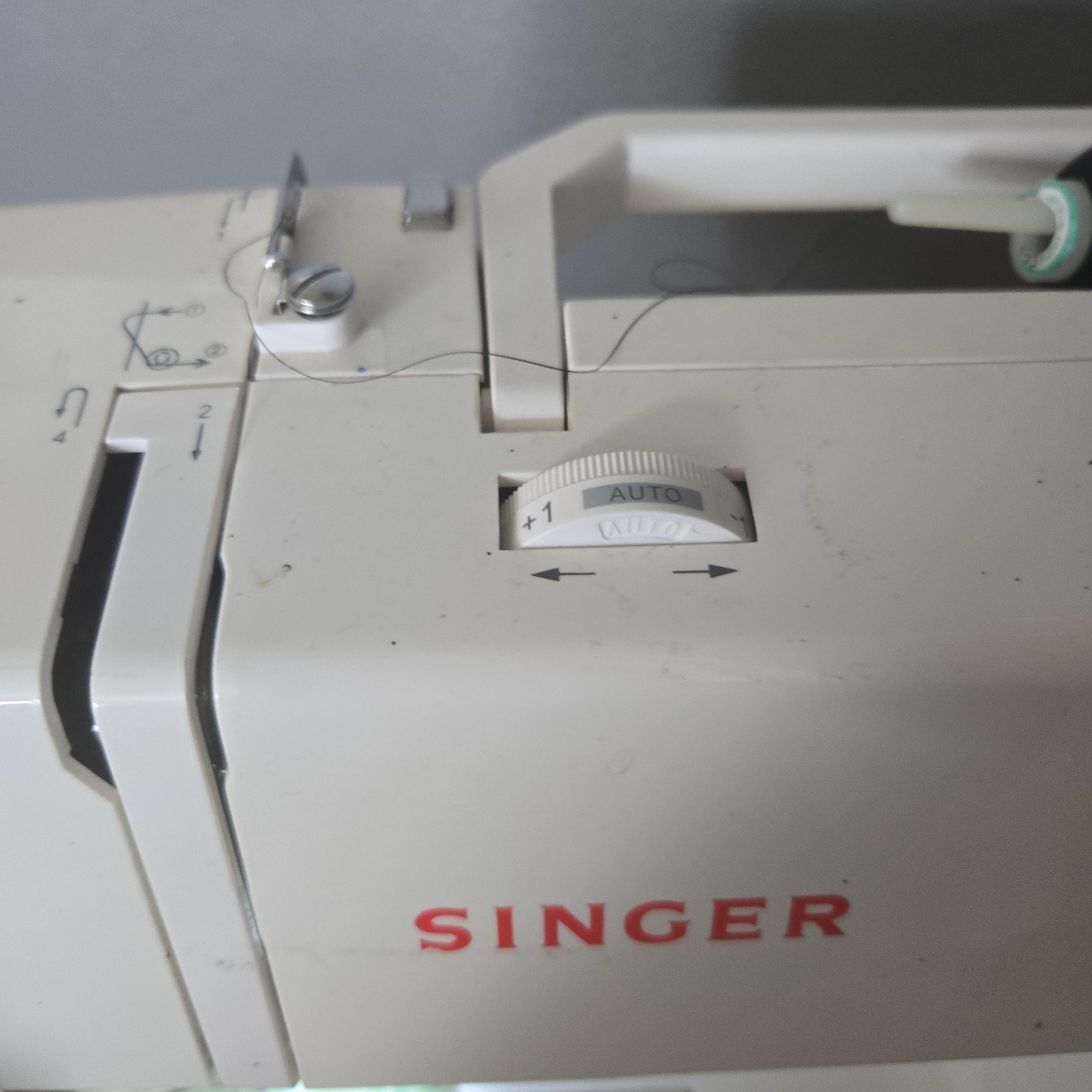 Singer Computerized Sewing Machine Tray Missing Cover Works Great