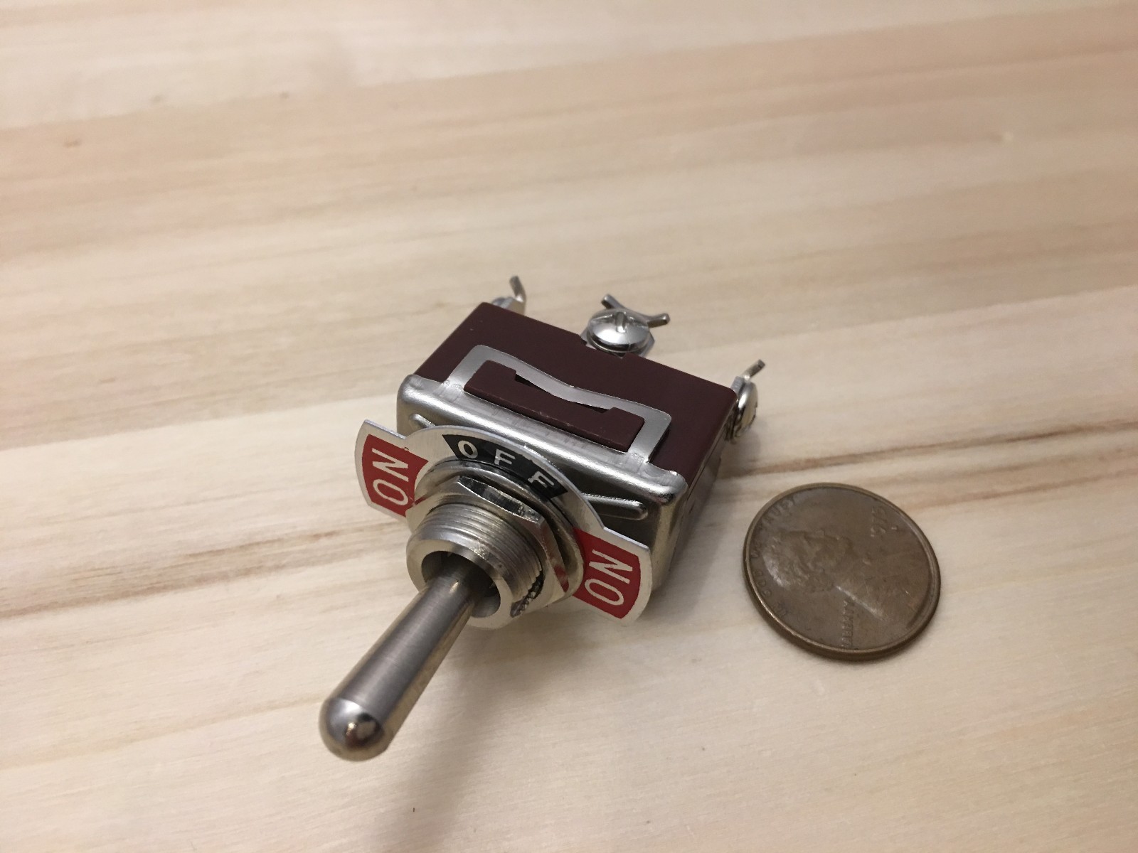 1 Piece - RED 3 PIN momentary Toggle switch (ON)OFF(ON)12v 125v spring return B5
