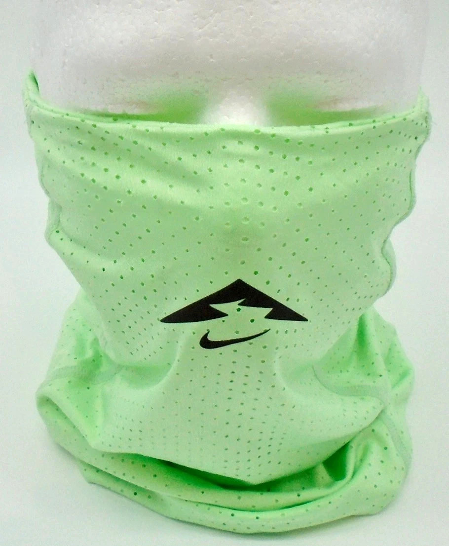 Nike Trail Neck Wrap Neck Warmer Adult Vapor Green/Black
