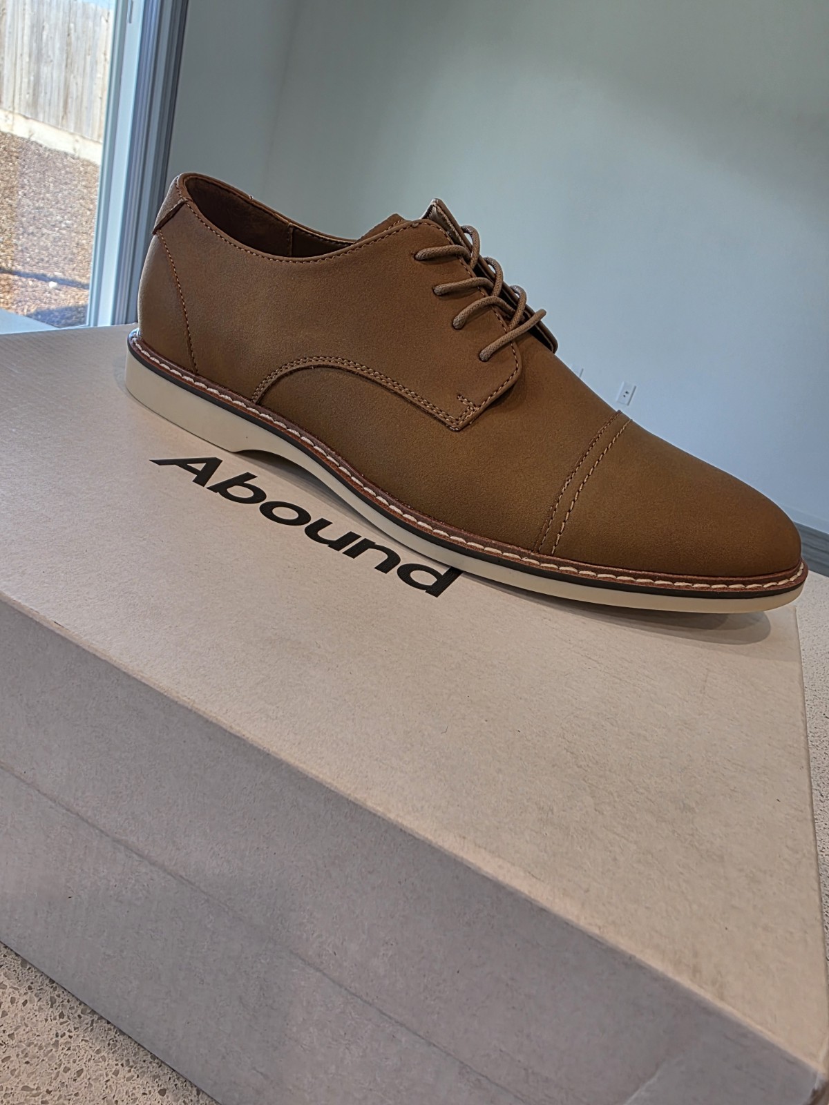 Abound Cap Toe Samson  (Tan Golden ) Derby Shoe Sz 8.5M Runs Slightly Big