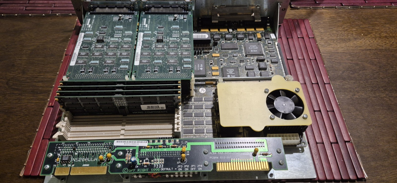 SUN MICROSYSTEMS MOTHERBOARD For SPARCstation 5, 170mhz With Ram , Untested