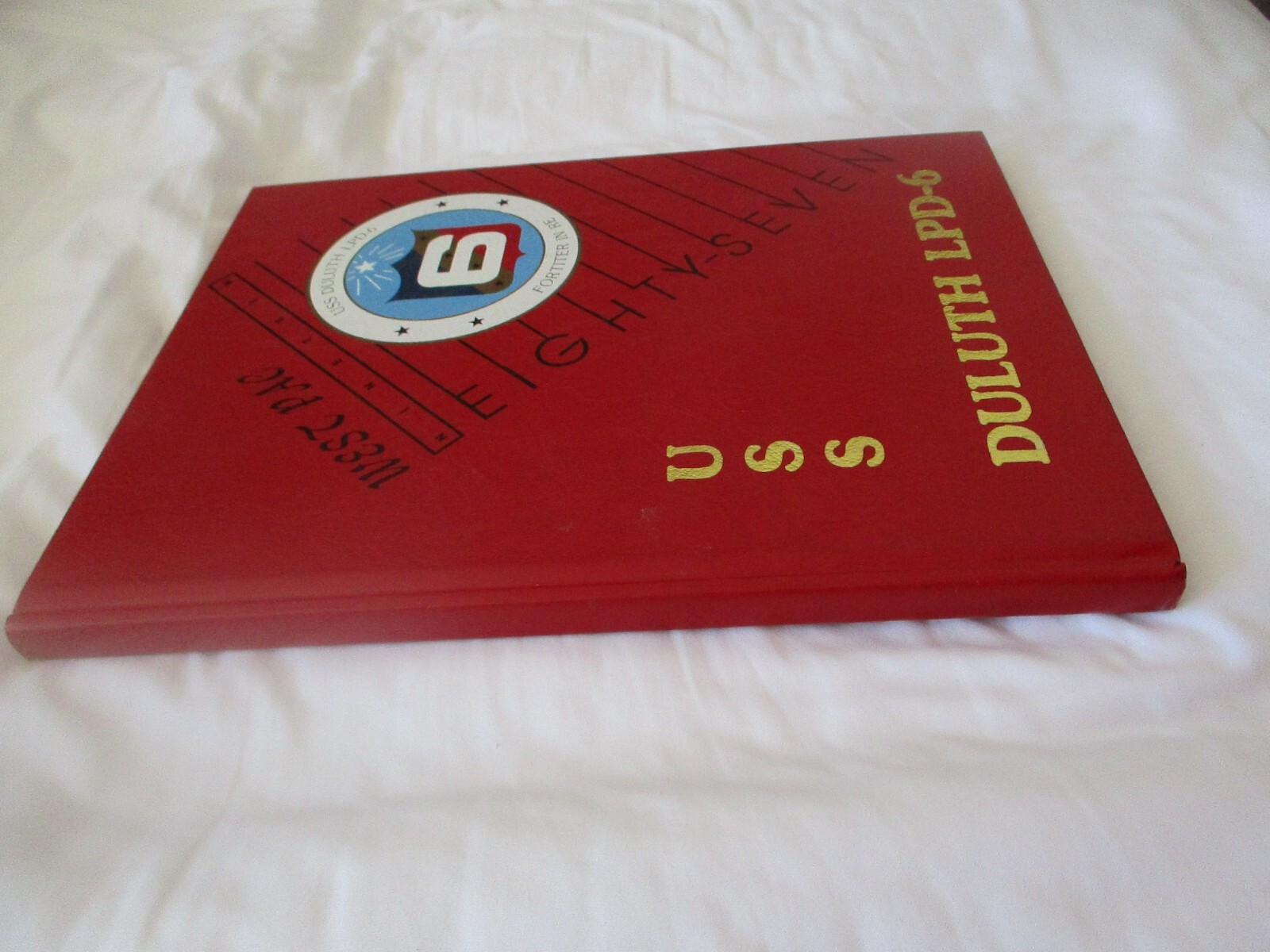 US Navy USS Duluth LPD-6 1987 WESTPAC Deployment Cruise Book