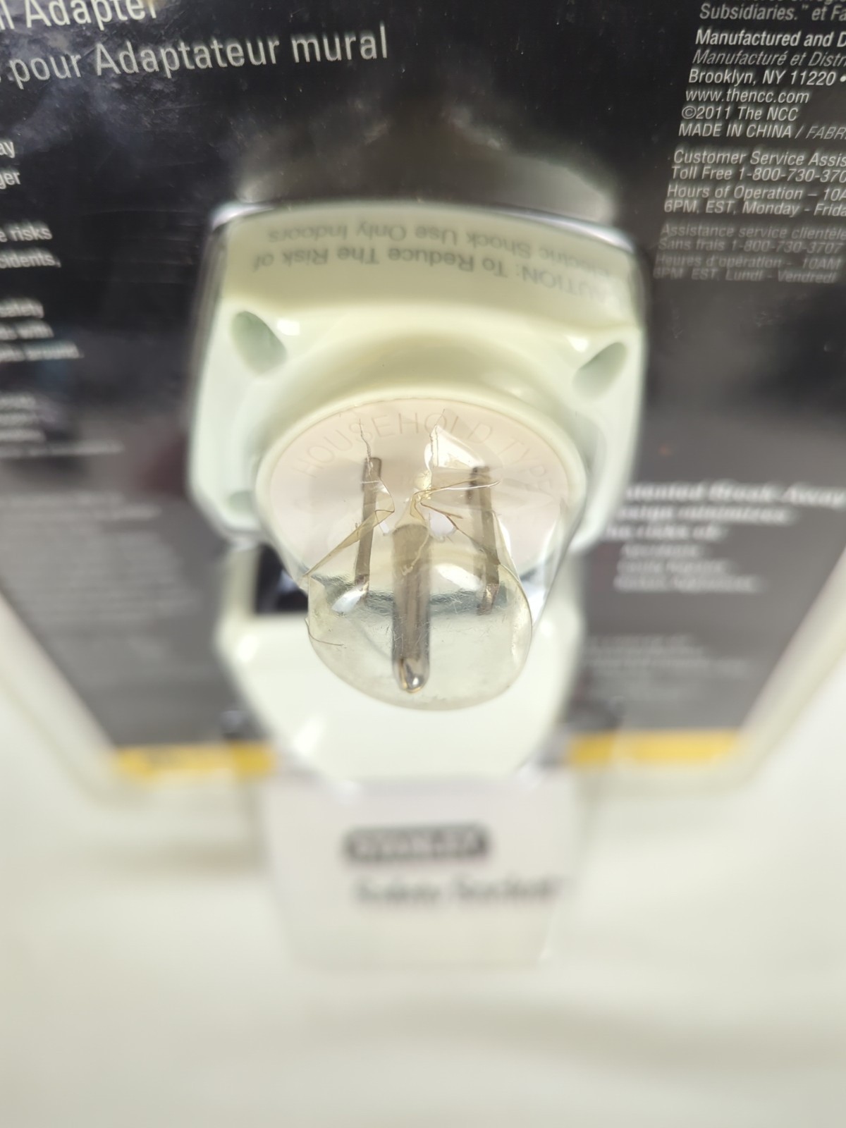 Stanley Security Safety Socket Break Away Safety Wall Adapter, New & Sealed