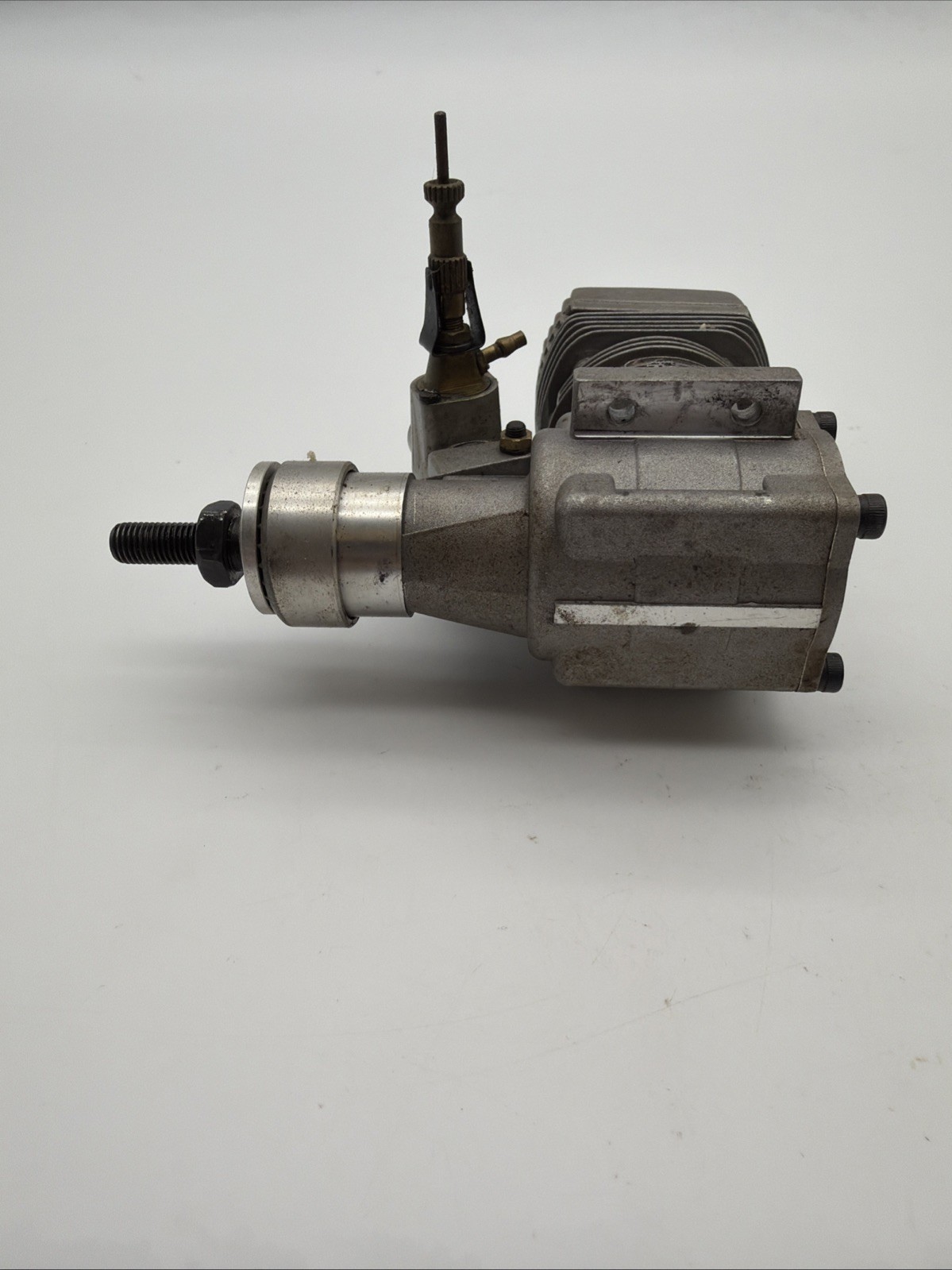 SuperTigre G90 Ring R/c Engine W/Muffler M16