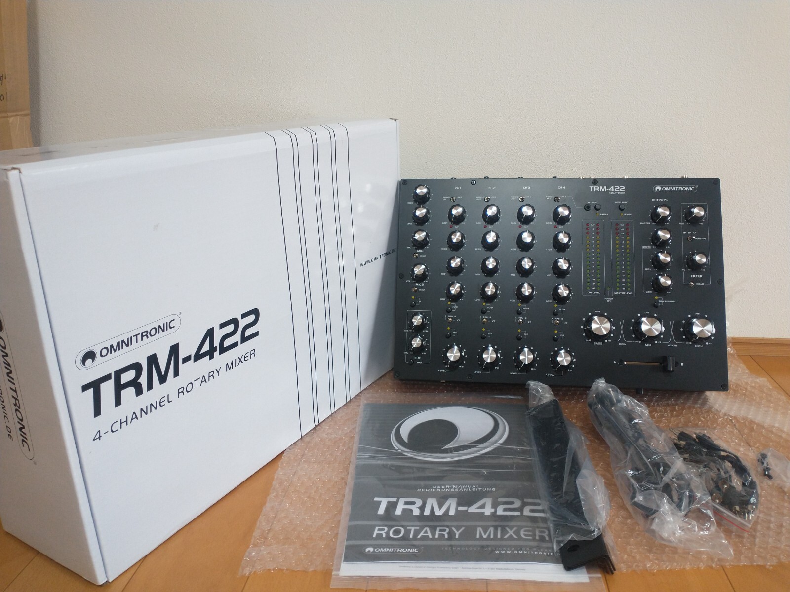 omnitrix TRM 422 rotary mixer DJ Mixer  4 Channel