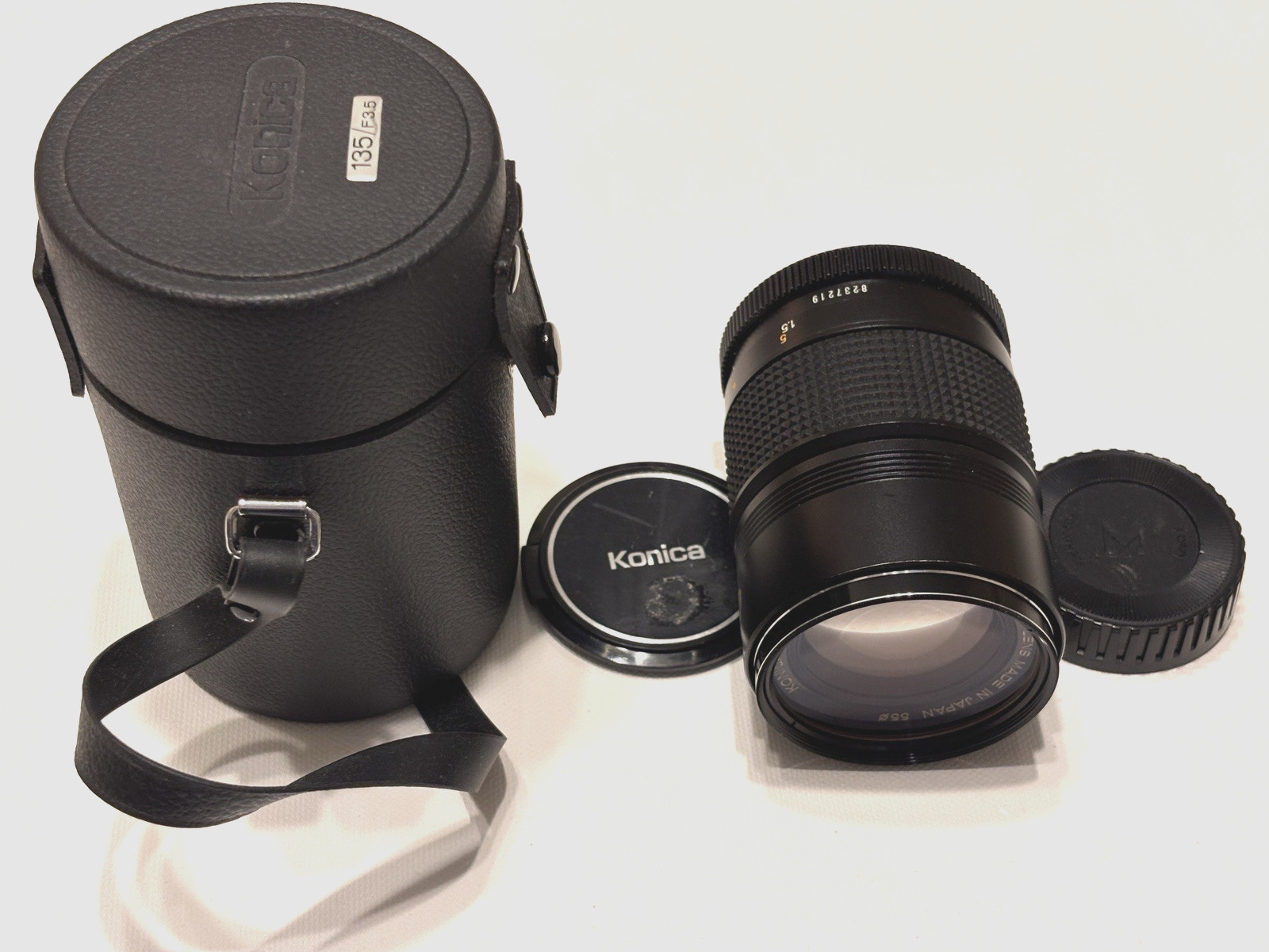 KONICA HEXAR AR 135MM F/3.5 PRIME TELEPHOTO LENS - GREAT COND.
