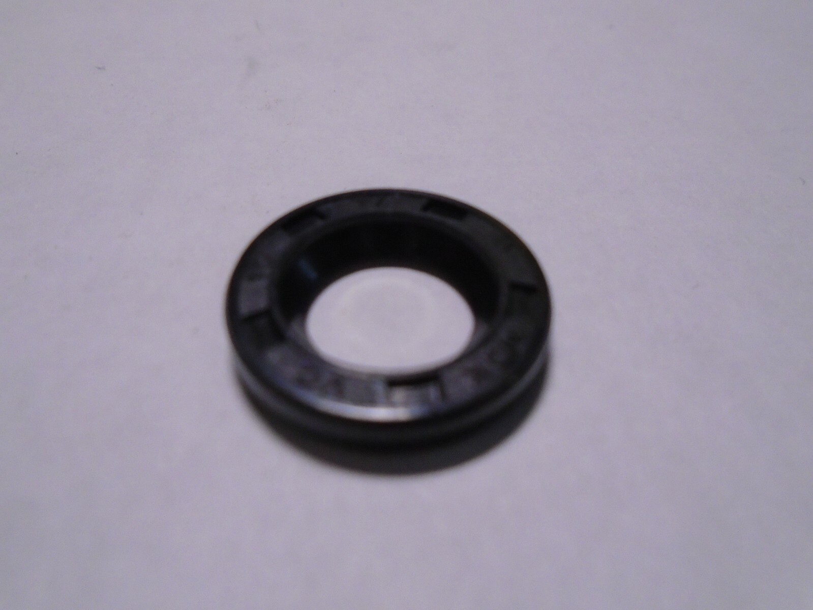 NEW TC 10X17X3 DOUBLE LIPS METRIC OIL / DUST SEAL 10mm X 17mm X 3mm