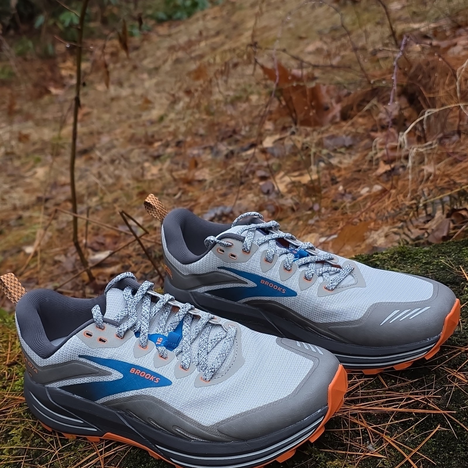 Brooks Cascadia 16 Men's Trail Running Shoes Gray Blue Orange US 8.5 2E
