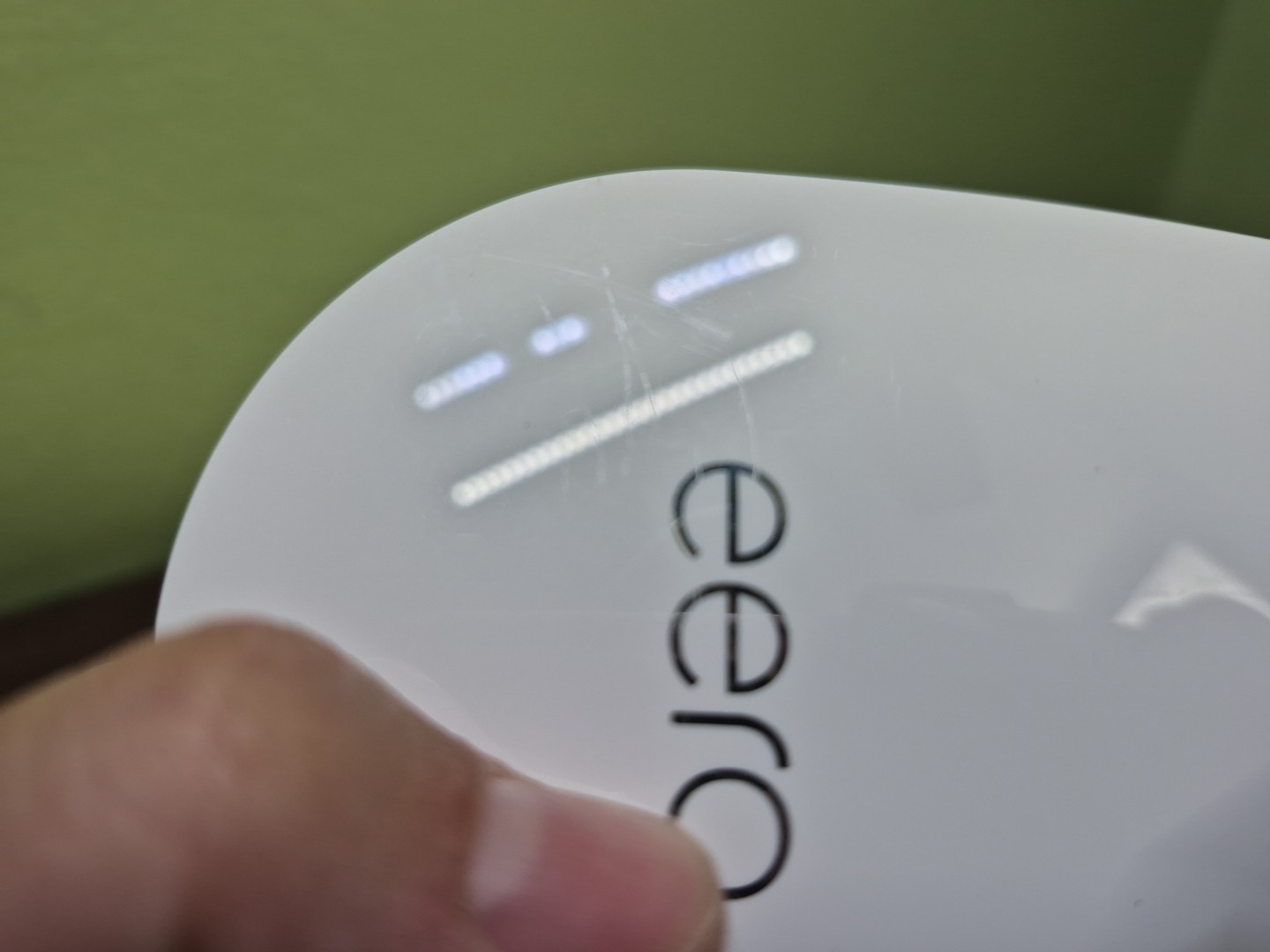 Eero Pro Model A010001 Router -White 1st Gen UNTESTED Read Description