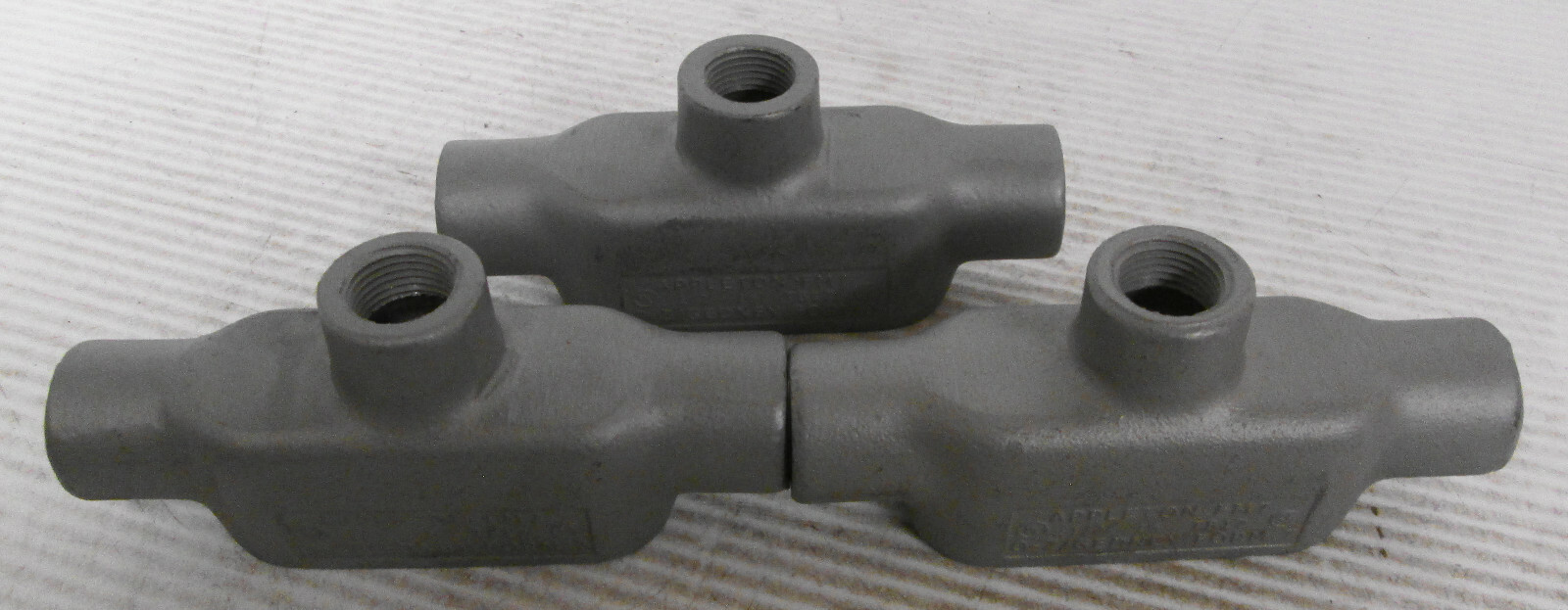 Appleton O-Z/Gedney TB17 Form 7 Conduit Body 1/2" 4 CU. IN. Aluminum (Lot of 3)