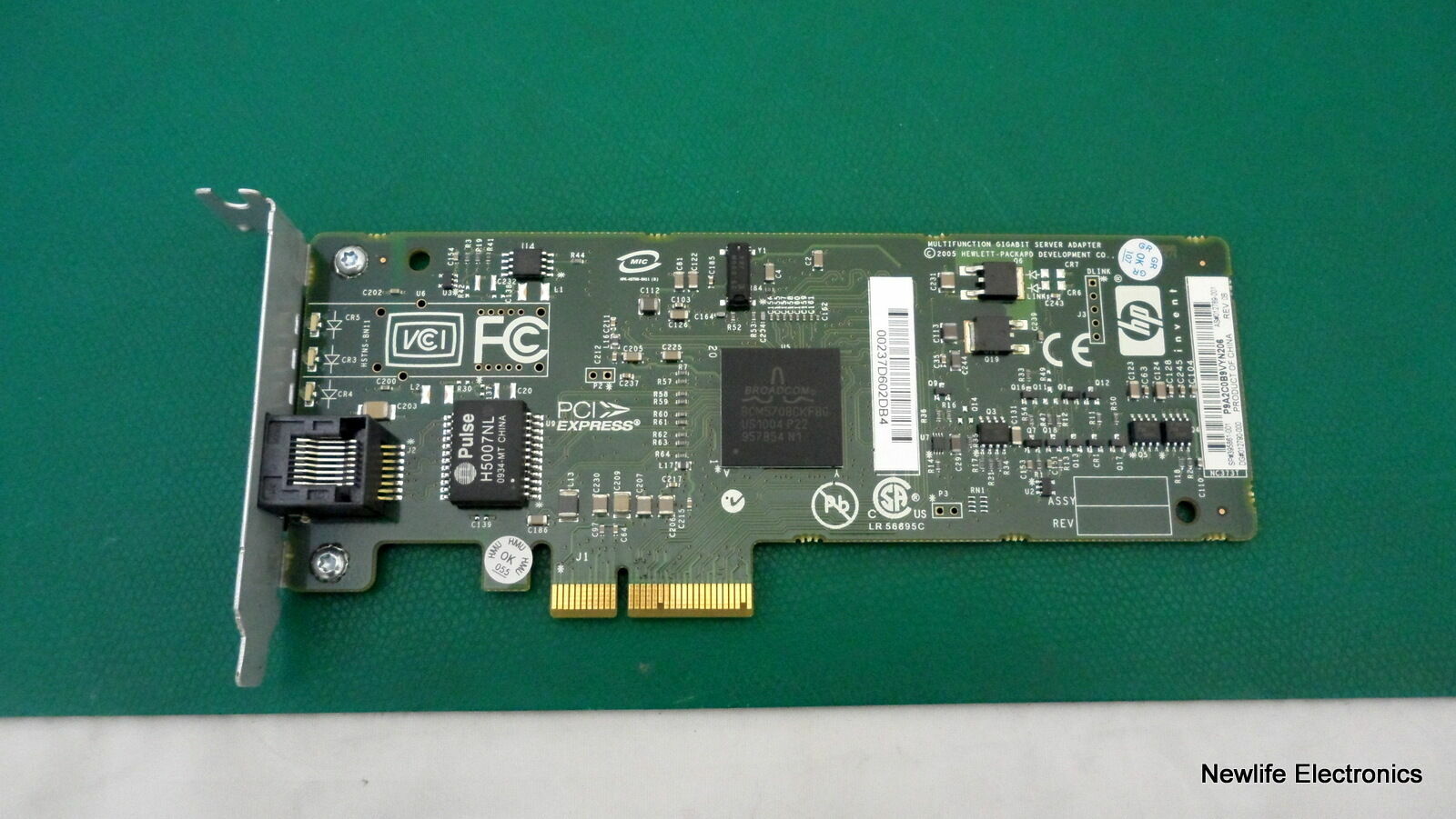 HP 395861-001 NC373T PCIe x4 1000 Base-T Multifunction Gigabit Server Adapter