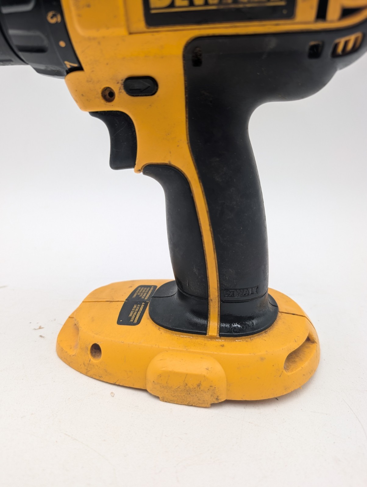 Dewalt 18V Volt DC720 Cordless 1/2" DRILL DRIVER Bare Tool