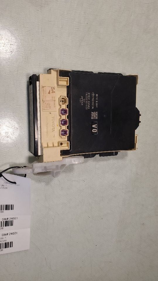 COROLLA   2020 Fuse Box Cabin ,1.8L, ID 89221-02580